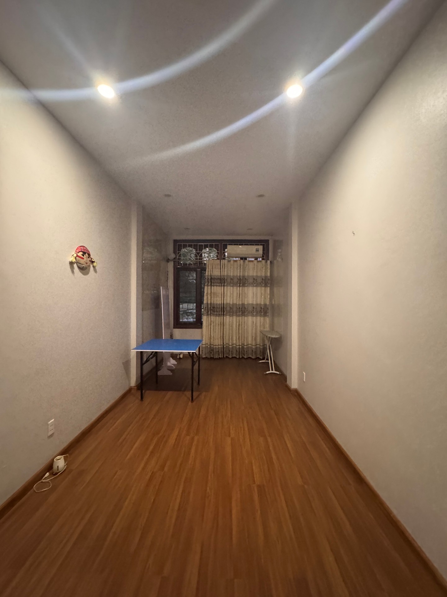 Bán nhà Vân Hồ - diện tích 75.6m2 2 tầng - Hẻm xe máy - giá 32,5 tỷ