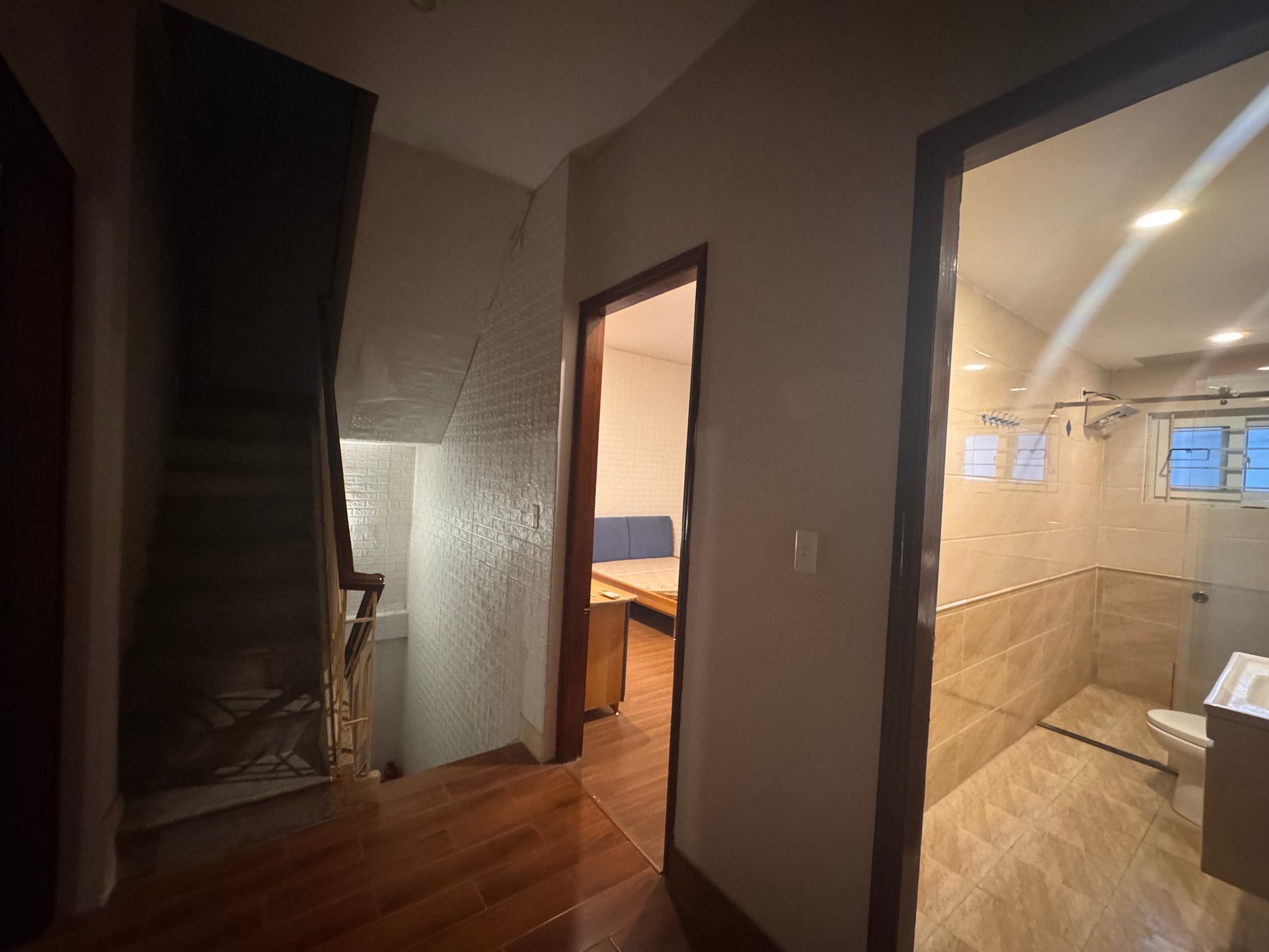 Bán nhà Vân Hồ - diện tích 75.6m2 2 tầng - Hẻm xe máy - giá 32,5 tỷ