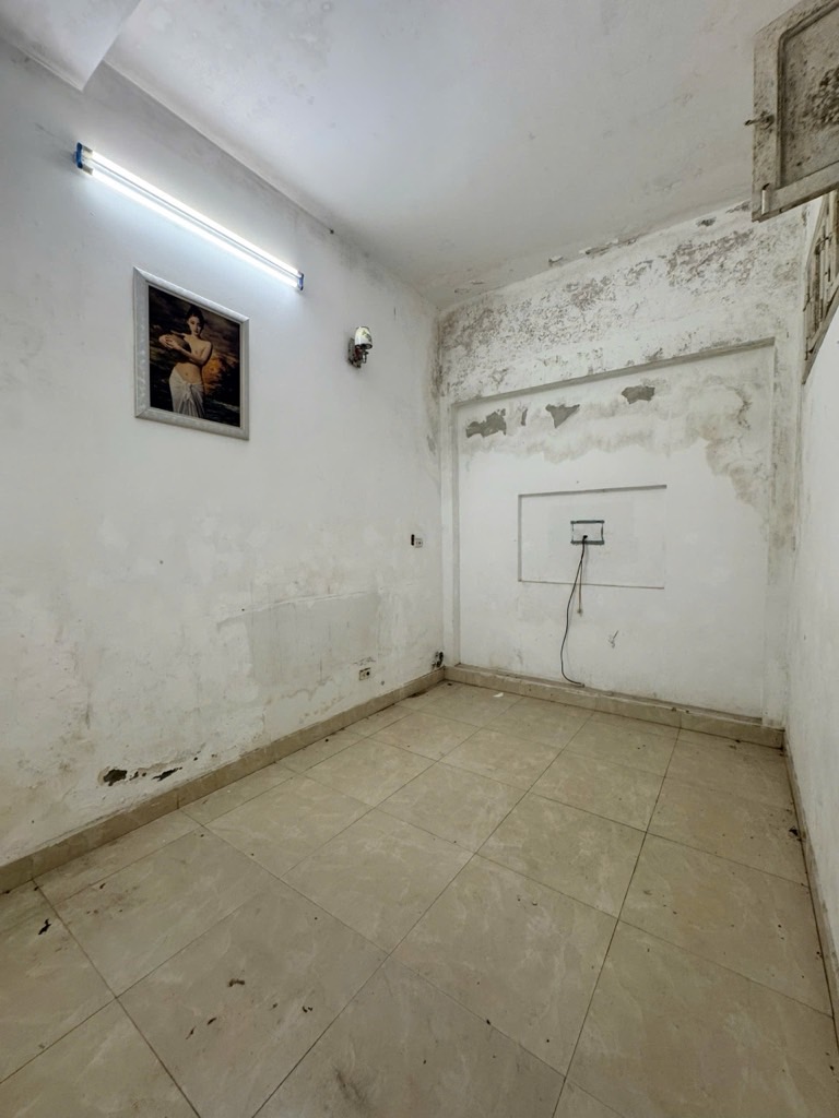 Bán nhà Ô Đồng Lầm - diện tích 103m2 5 tầng - Lô góc 2 mặt thoáng - giá 36,75 tỷ