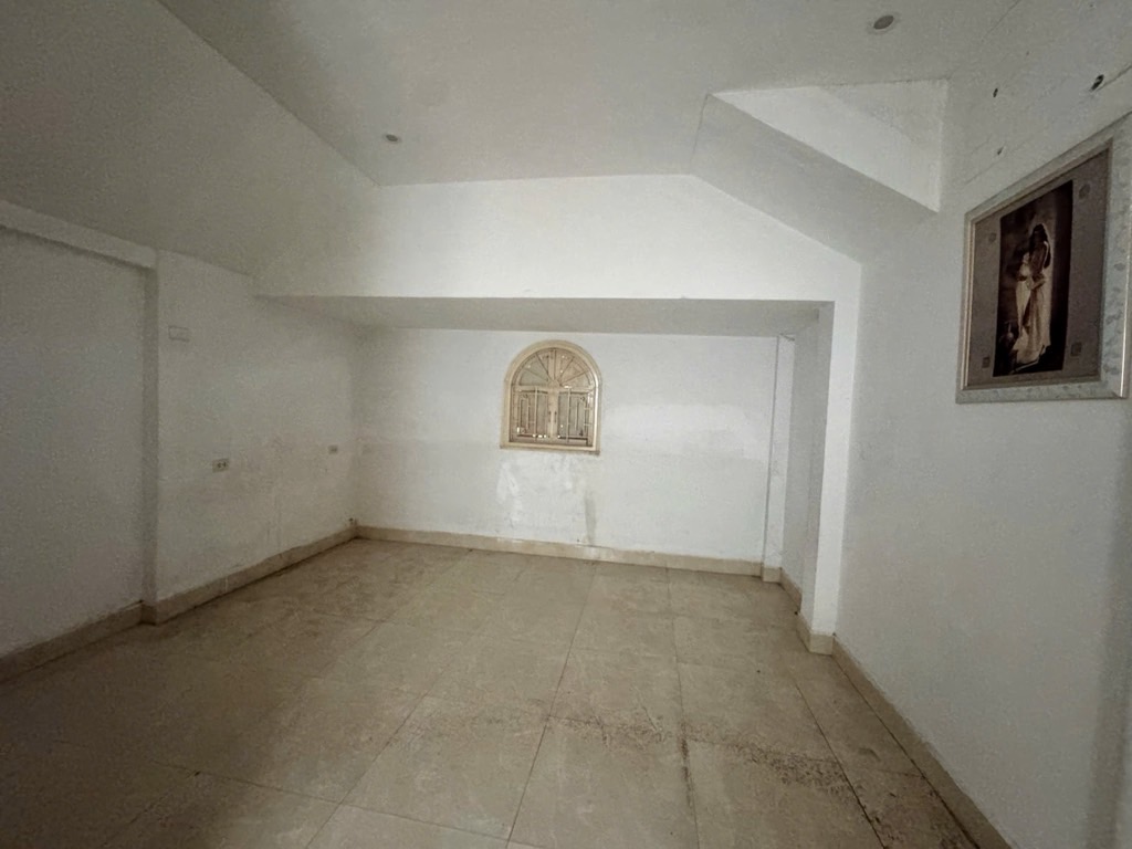 Bán nhà Ô Đồng Lầm - diện tích 103m2 5 tầng - Lô góc 2 mặt thoáng - giá 36,75 tỷ