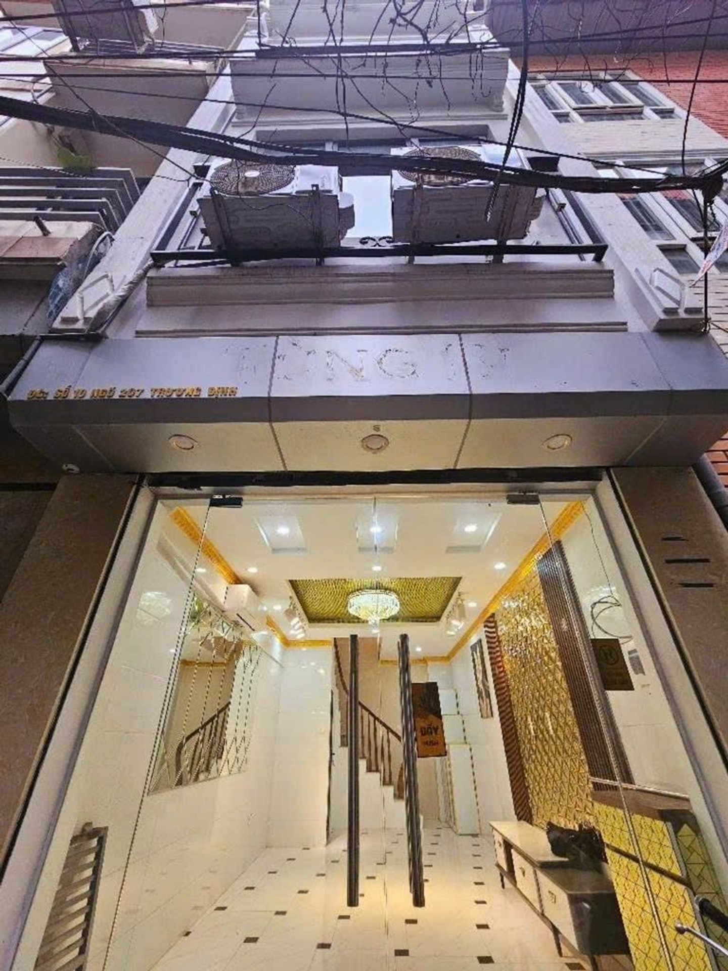 Bán nhà Trương Định - diện tích 21m2 4 tầng - Mặt ngõ thông, kinh doanh - giá 6,39 tỷ