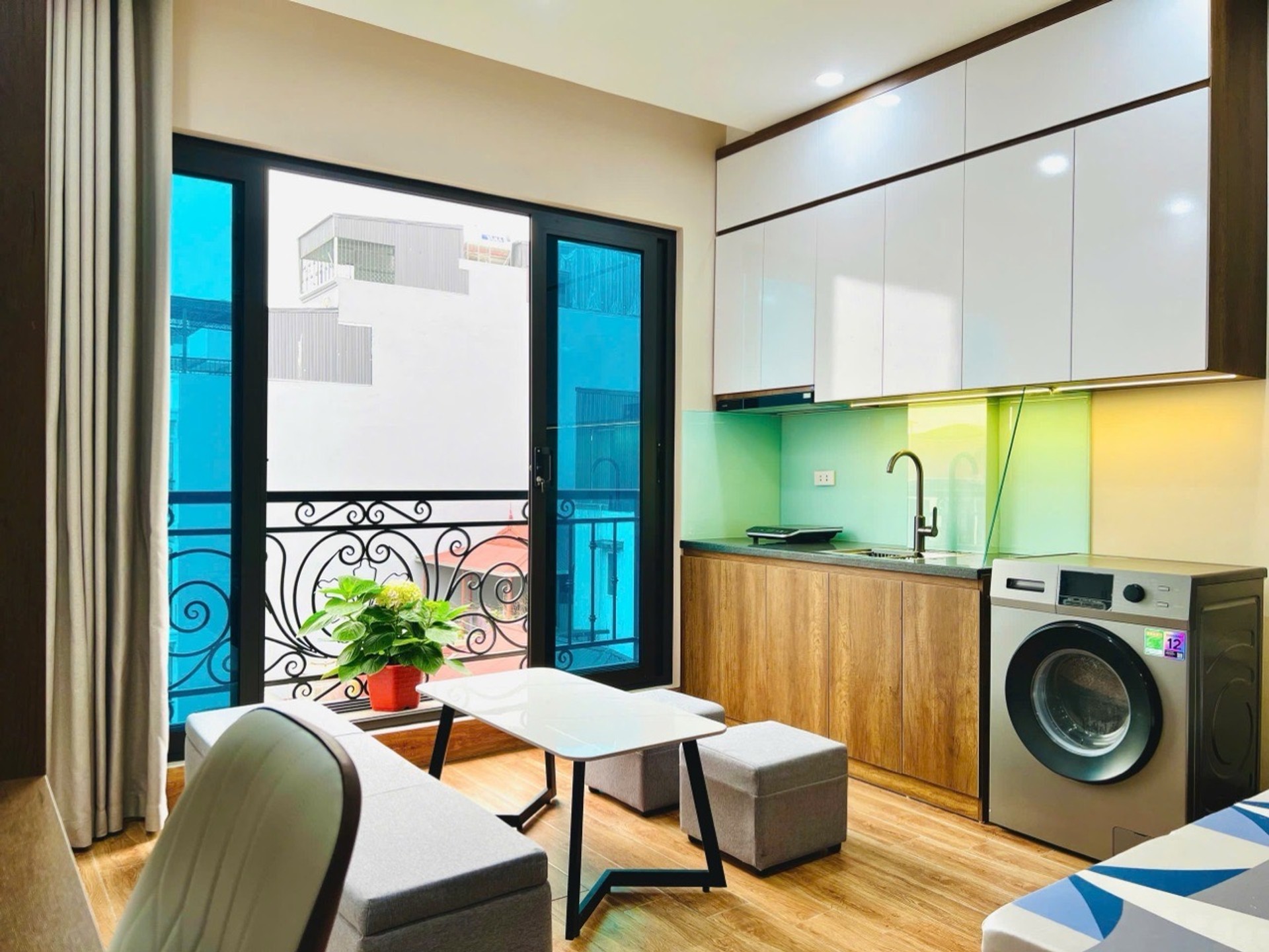 Bán nhà Vương Thừa Vũ - diện tích 65m2 8 tầng - Nhà mặt phố ô tô tránh, kinh doanh đỉnh cao - giá 30 tỷ