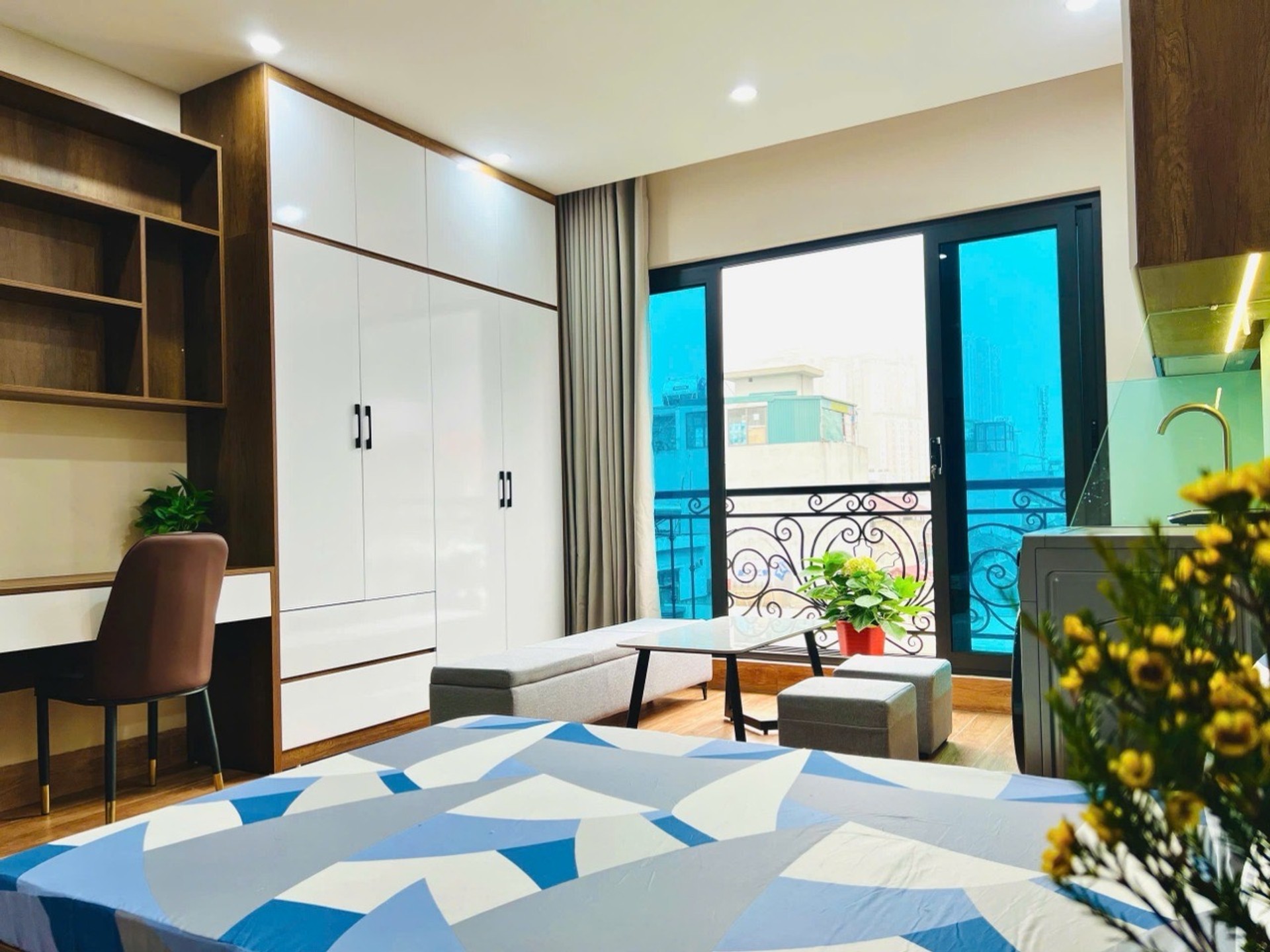 Bán nhà Vương Thừa Vũ - diện tích 65m2 8 tầng - Nhà mặt phố ô tô tránh, kinh doanh đỉnh cao - giá 30 tỷ
