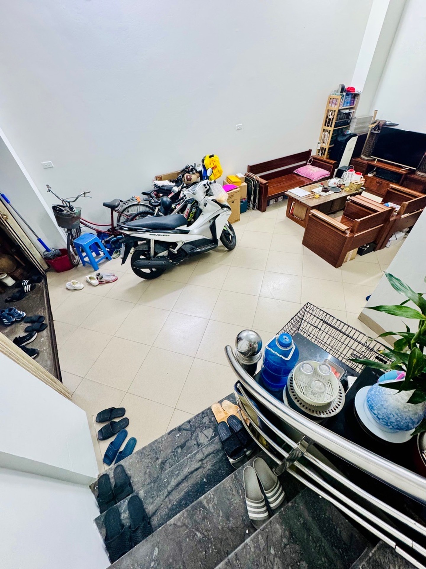 Bán nhà Giải Phóng - diện tích 55m2 5 tầng - Ô tô đỗ cổng - giá 13,5 tỷ