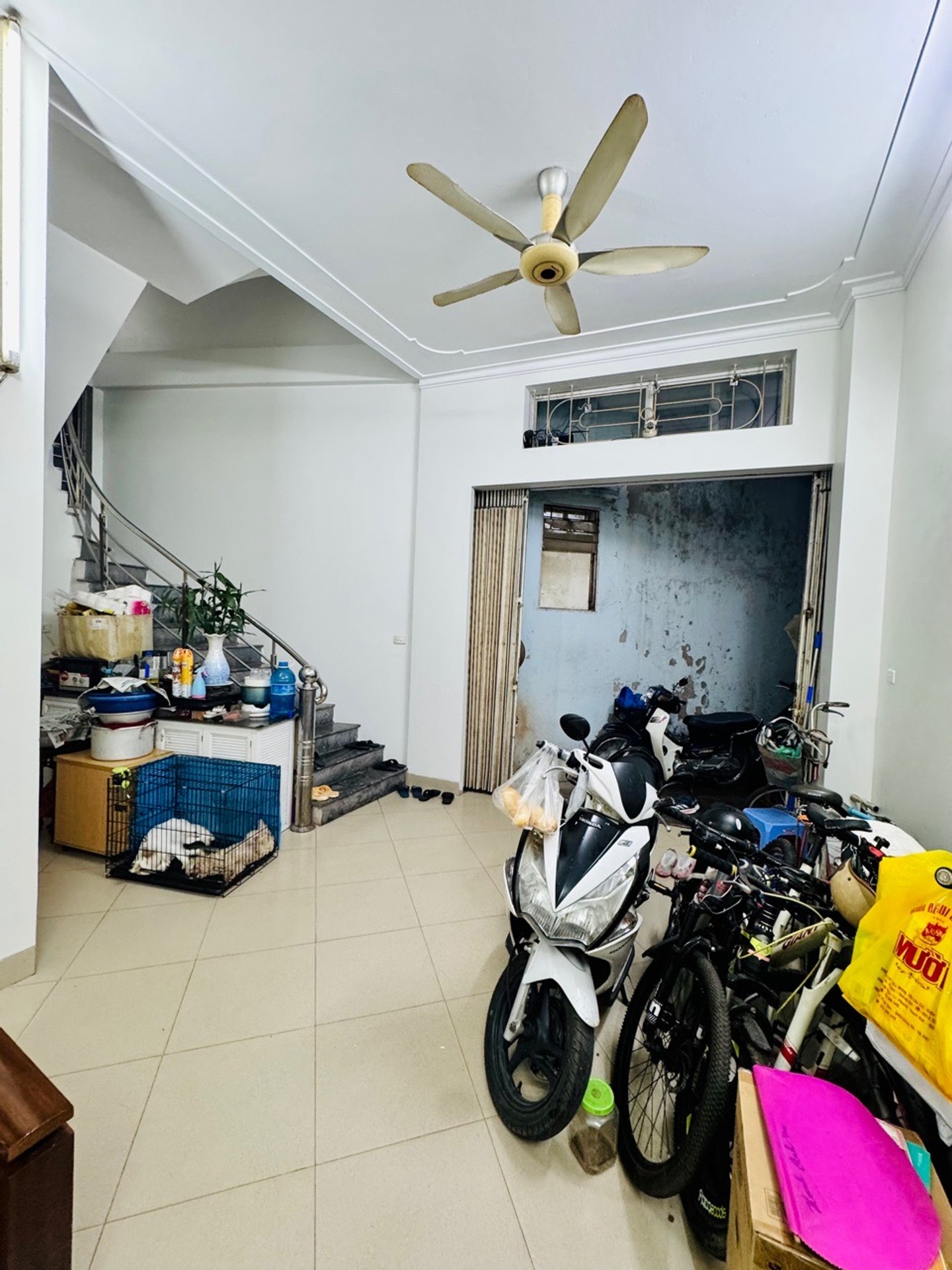 Bán nhà Giải Phóng - diện tích 55m2 5 tầng - Ô tô đỗ cổng - giá 13,5 tỷ