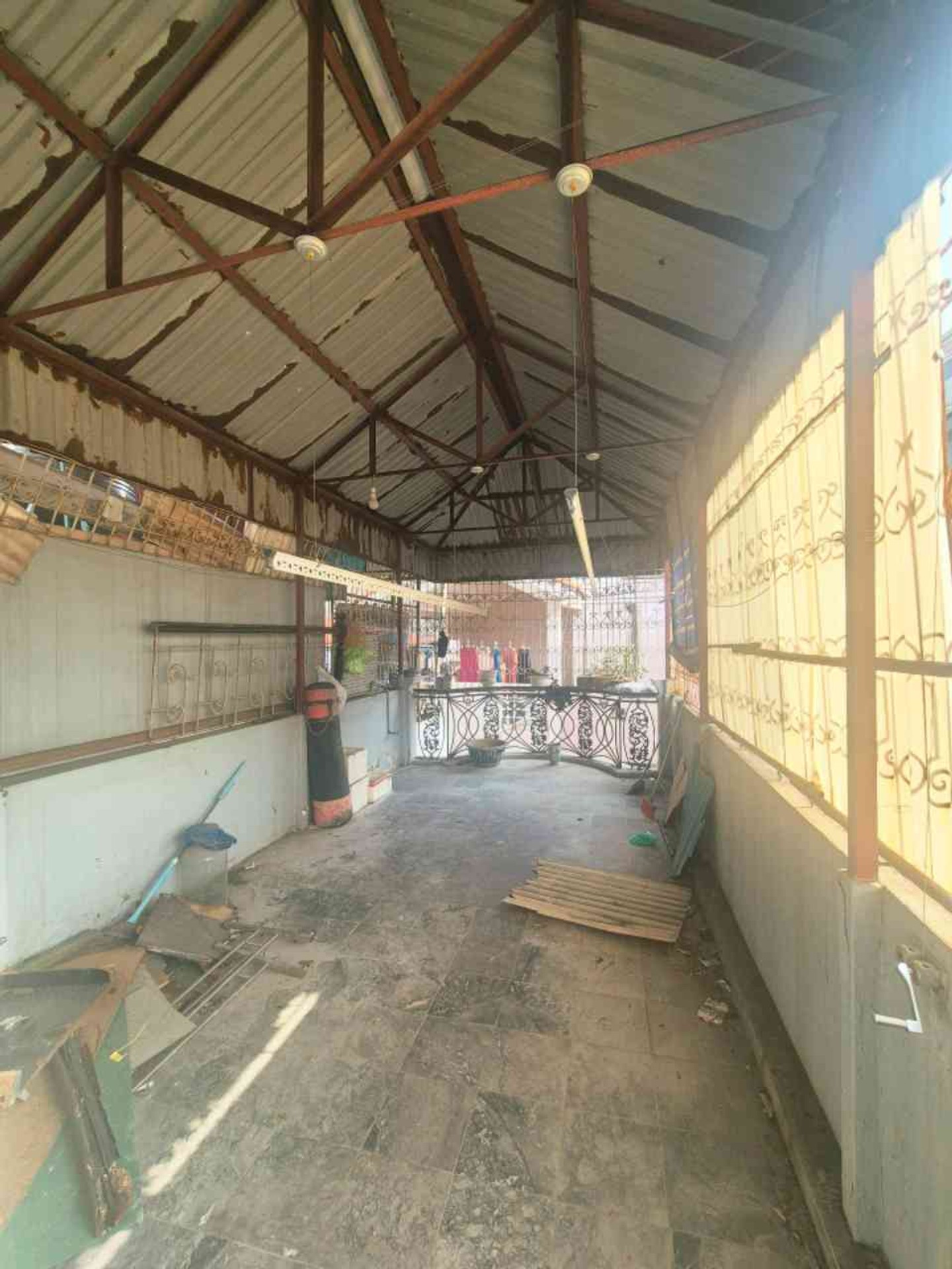 Bán nhà Kim Ngưu - diện tích 48m2 4 tầng - Vị trí đẹp, ô tô tránh - giá 9 tỷ