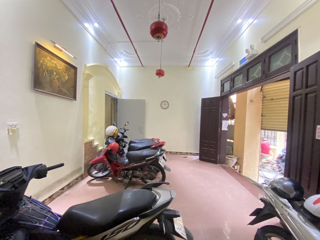 Bán nhà Kim Giang - diện tích 86m2 5 tầng - Lô góc, 2 mặt thoáng - giá 17,9 tỷ