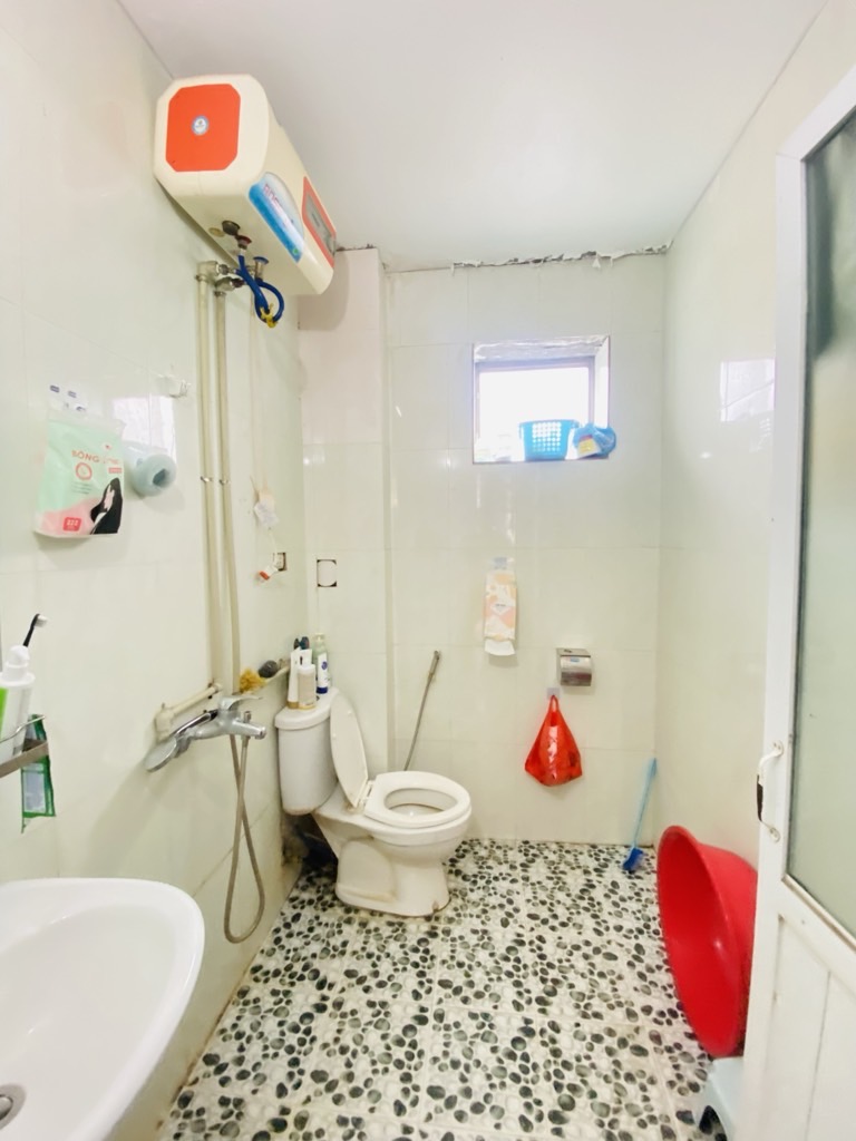 Bán nhà Kim Giang - diện tích 86m2 5 tầng - Lô góc, 2 mặt thoáng - giá 17,9 tỷ