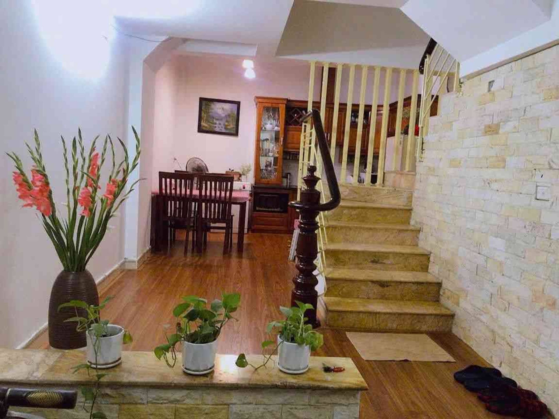 Bán nhà Bằng B - diện tích 37m2 4 tầng - gần ô tô - giá 9 tỷ