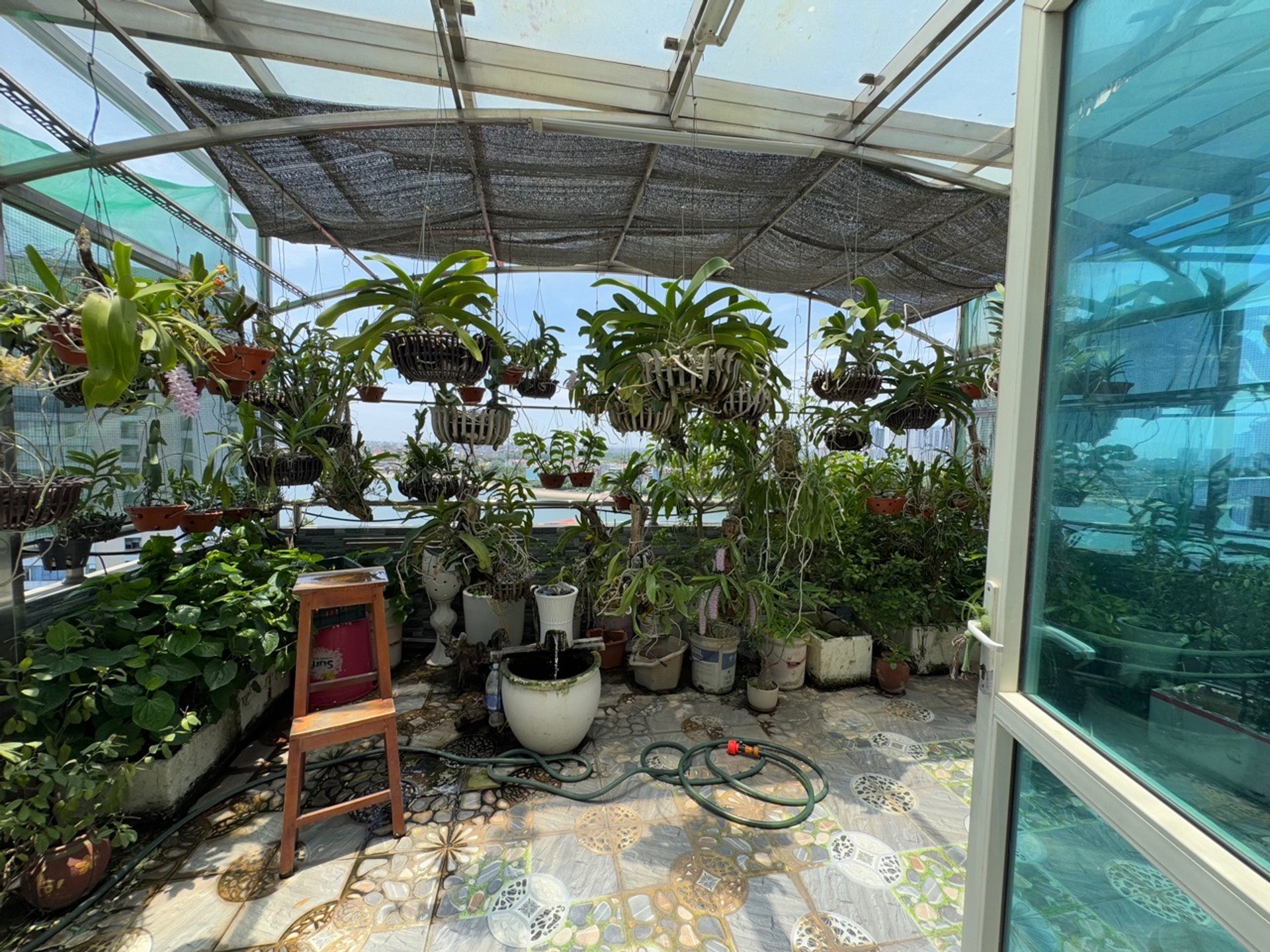 Bán nhà Nguyễn Hữu Thọ - diện tích 90m2 11 tầng - Ô tô tải tránh - giá 52,9 tỷ