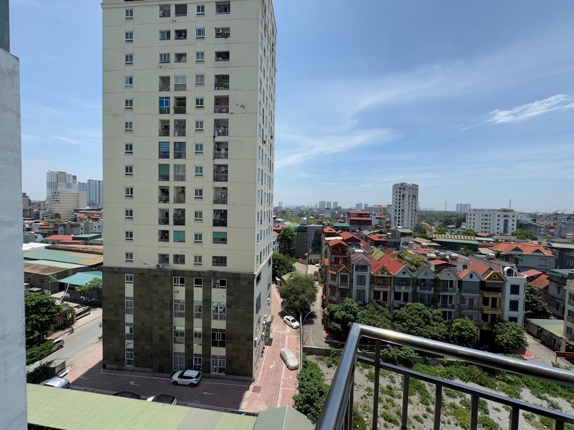 Bán nhà Nguyễn Hữu Thọ - diện tích 90m2 11 tầng - Ô tô tải tránh - giá 52,9 tỷ