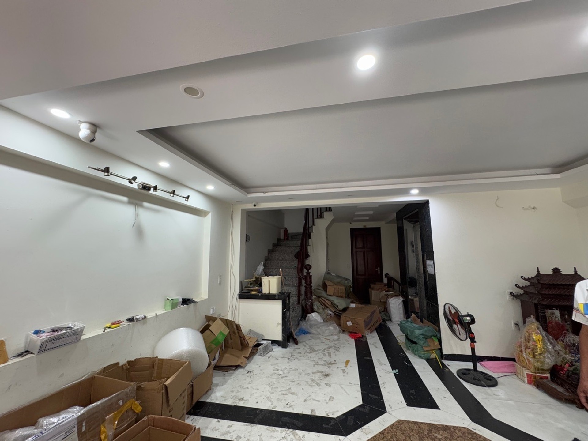 Bán nhà Nguyễn Hữu Thọ - diện tích 90m2 11 tầng - Ô tô tải tránh - giá 52,9 tỷ