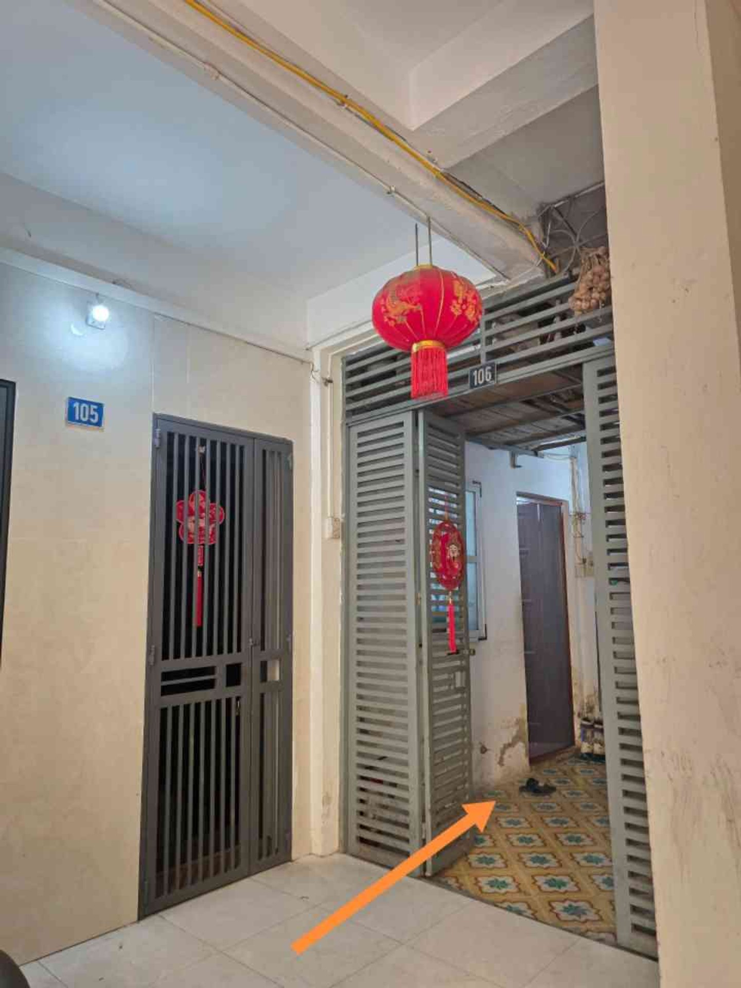Bán nhà Vũ Hữu - diện tích 120m2 1 tầng - ô tô đỗ cửa - giá 4,9 tỷ