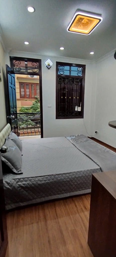 Bán nhà Nam Dư - diện tích 32m2 5 tầng - Lô góc - giá 8,6 tỷ