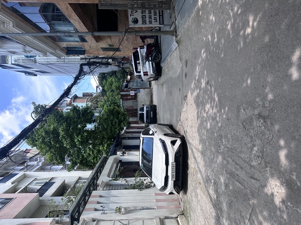 Bán nhà Ô Đồng Lầm - diện tích 115m2 4 tầng - Mặt tiền khủng - giá 32 tỷ