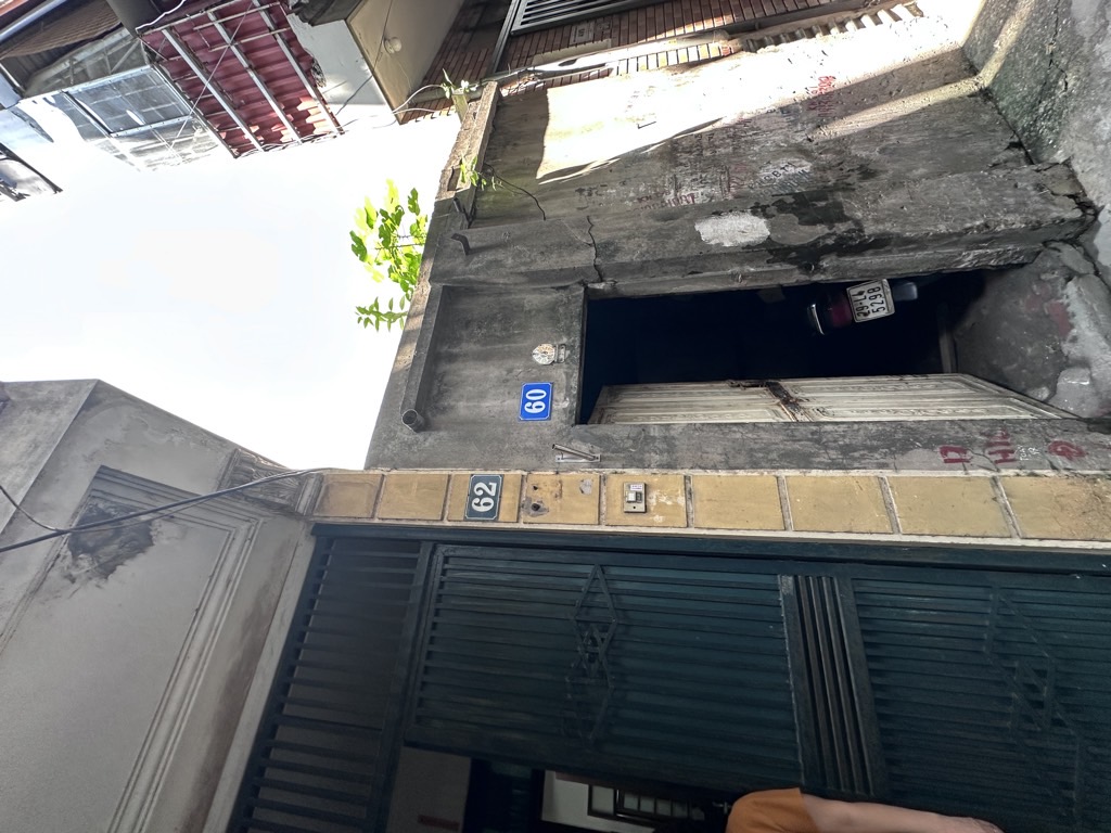 Bán nhà Ô Đồng Lầm - diện tích 115m2 4 tầng - Mặt tiền khủng - giá 32 tỷ