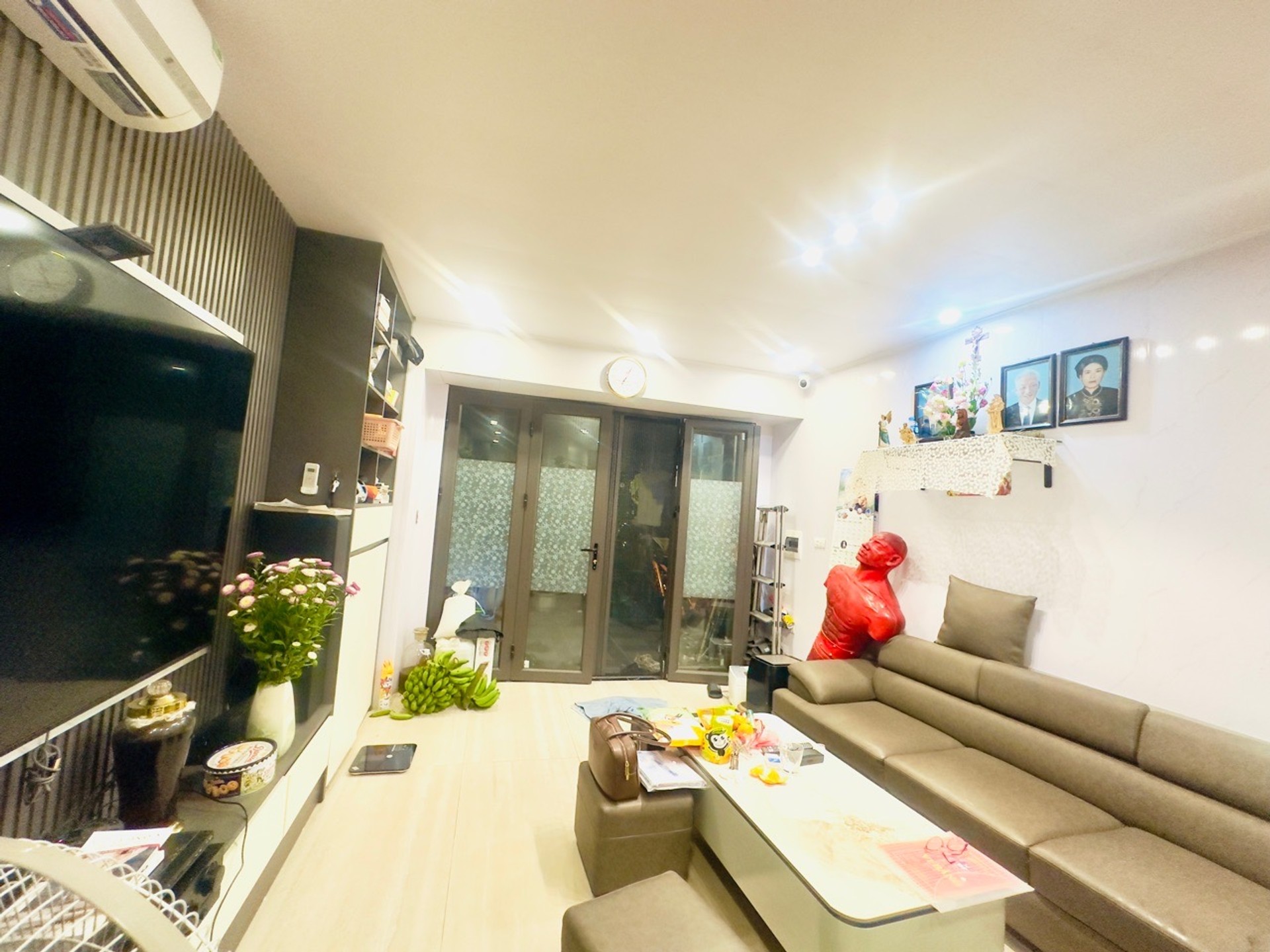 Bán nhà Quỳnh Mai - diện tích 60m2 1 tầng - Ô TÔ ĐỖ TRƯỚC NHÀ - giá 2,5 tỷ