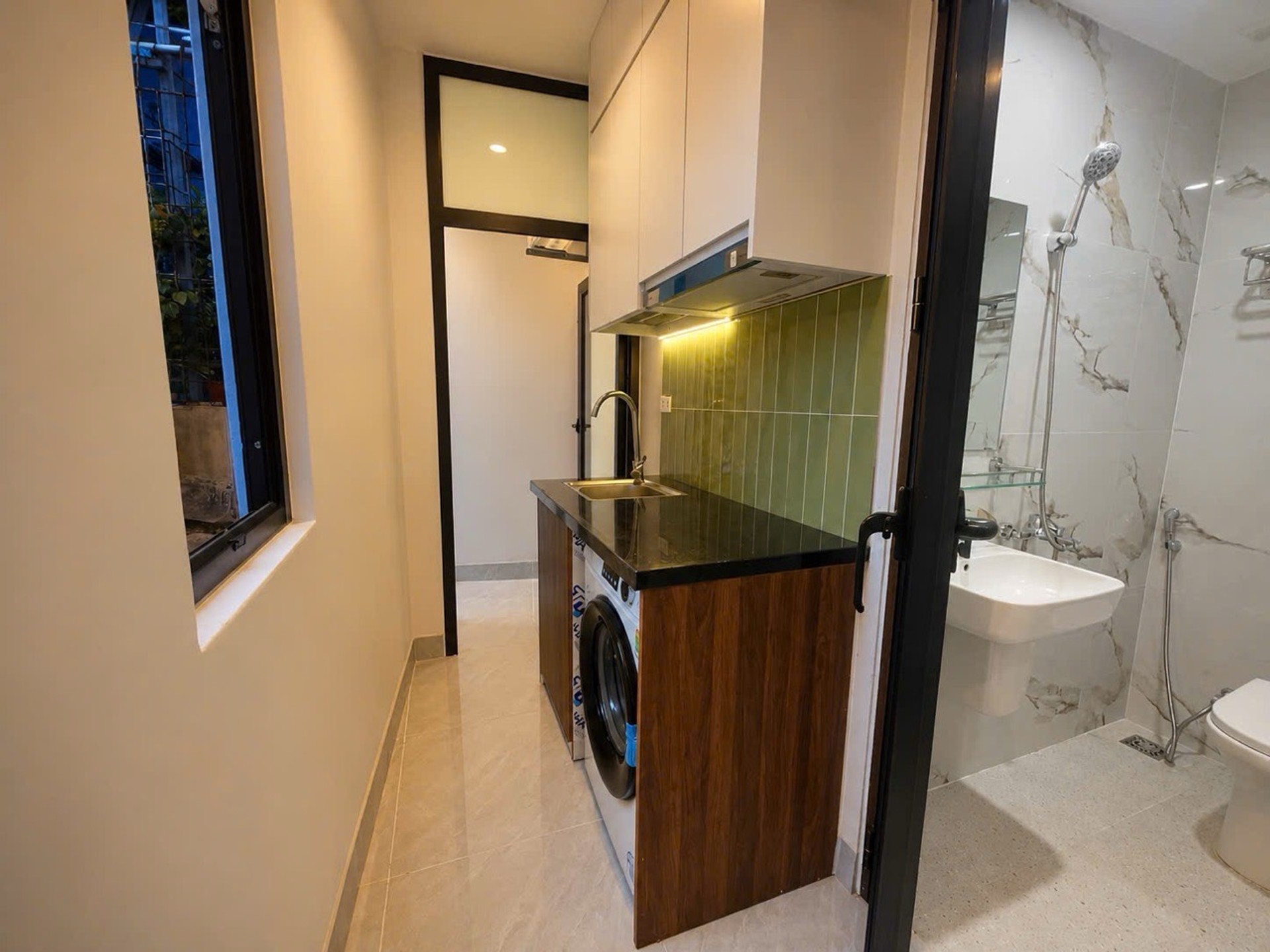 Bán nhà Đống Đa - diện tích 77m2 8 tầng - nhà xây mới - giá 20,5 tỷ