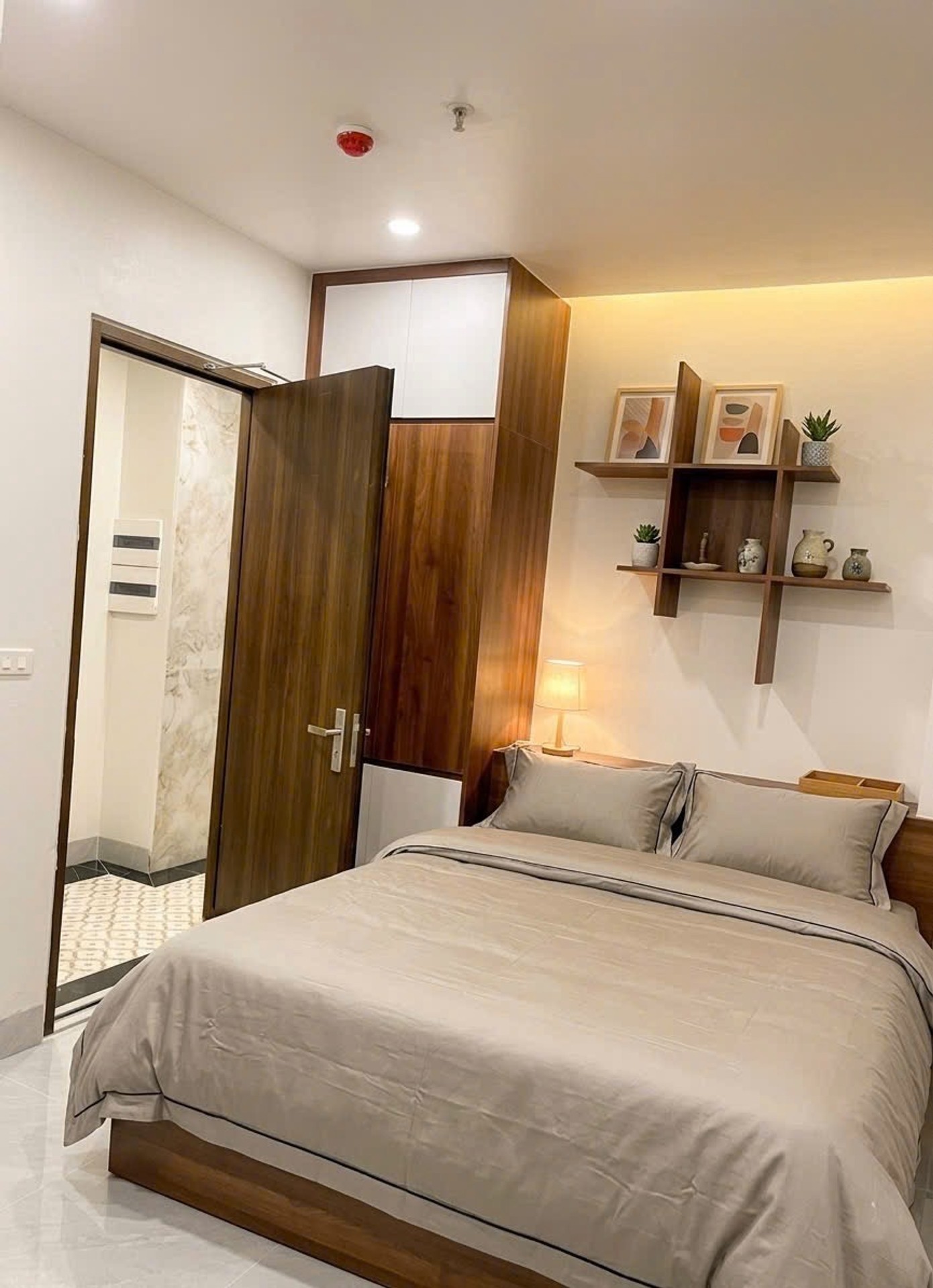 Bán nhà Đống Đa - diện tích 77m2 8 tầng - nhà xây mới - giá 20,5 tỷ