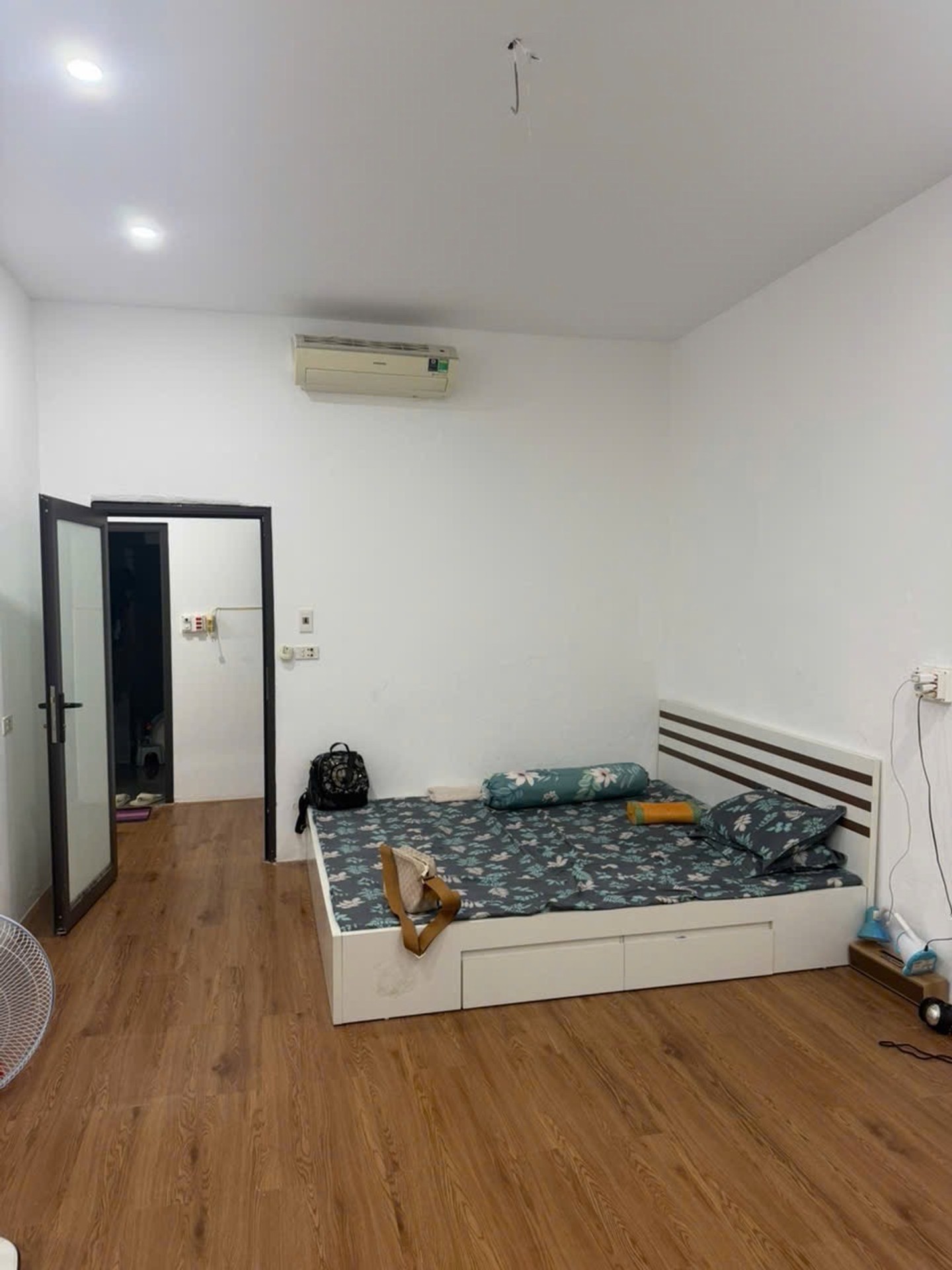 Bán nhà Chùa Quỳnh - diện tích 55m2 4 tầng - Nhà đẹp, nội thất đầy đủ - giá 1,39 tỷ