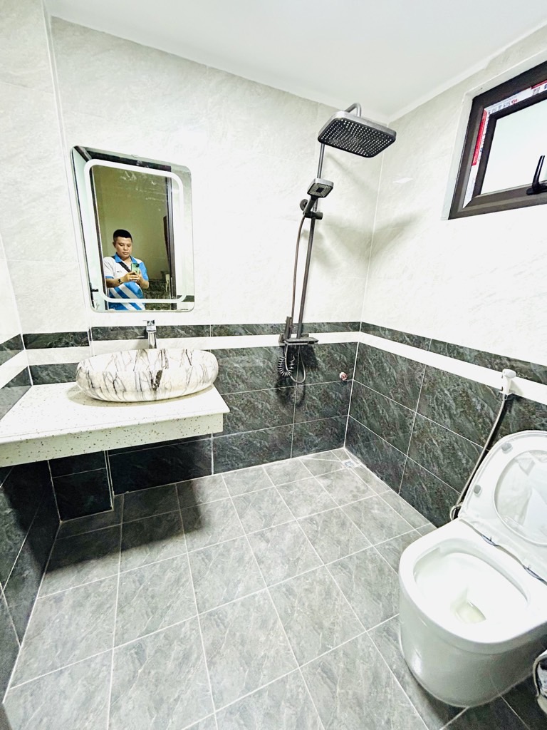 Bán nhà Yên Sở - diện tích 63m2 5 tầng - Ô TÔ - VIEW ĐẸP - giá 24,2 tỷ