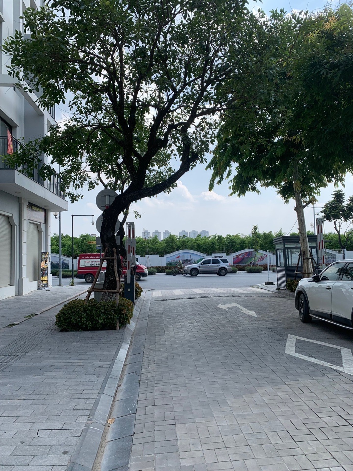 Bán nhà Quang Liệt - diện tích 130m2 5 tầng - LÔ GÓC 3 THOÁNG - giá 60,8 tỷ