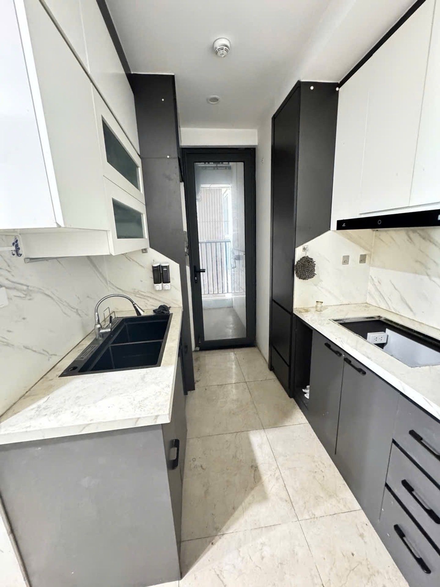 Bán nhà Định Công - diện tích 99m2 1 tầng - Căn góc, vị trí đắc địa - giá 10,9 tỷ