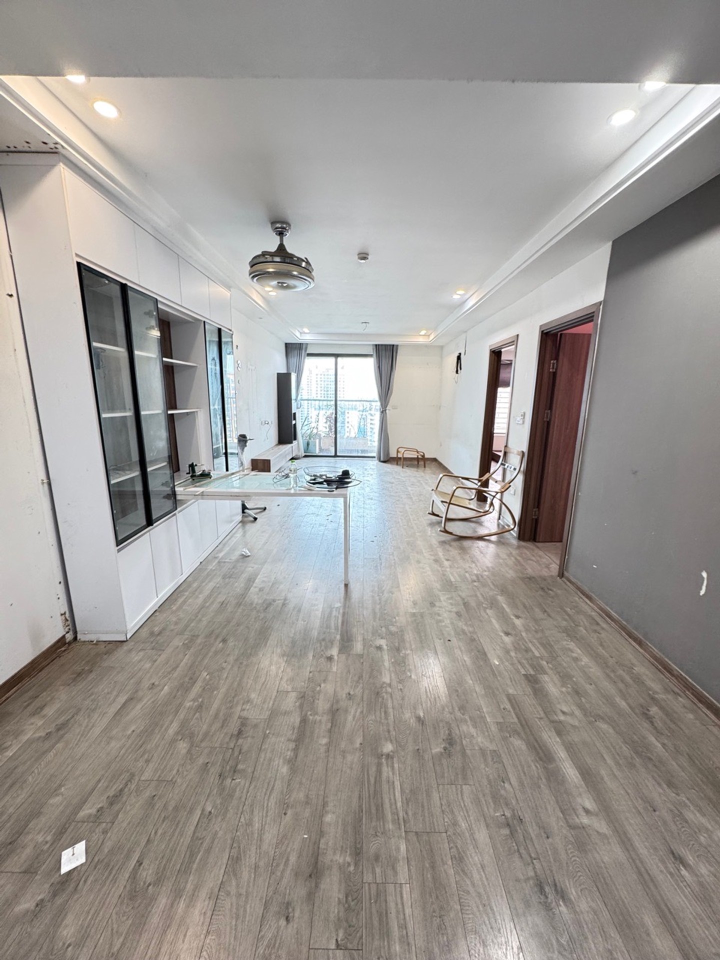 Bán nhà Định Công - diện tích 99m2 1 tầng - Căn góc, vị trí đắc địa - giá 10,9 tỷ