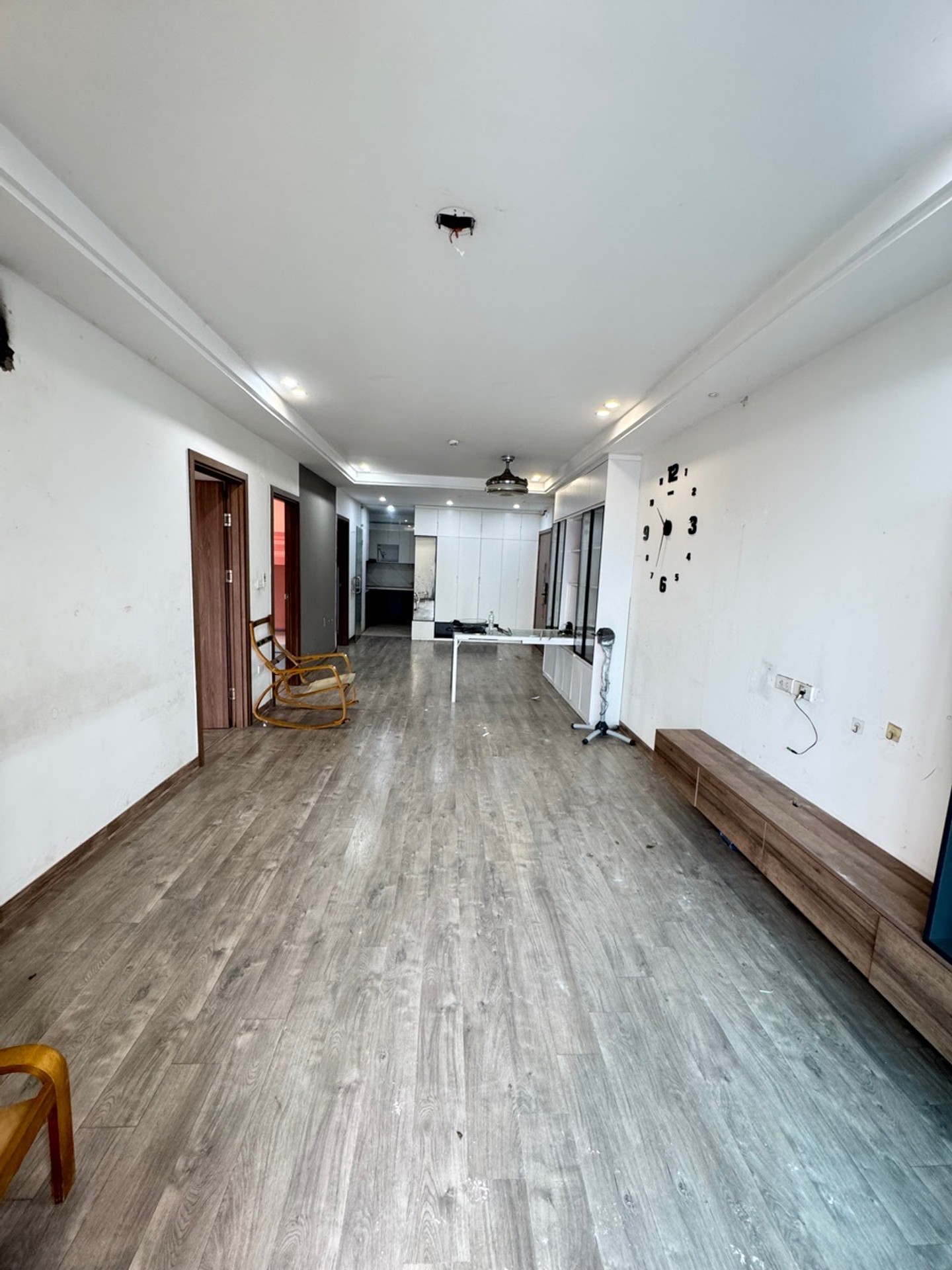 Bán nhà Định Công - diện tích 99m2 1 tầng - Căn góc, vị trí đắc địa - giá 10,9 tỷ
