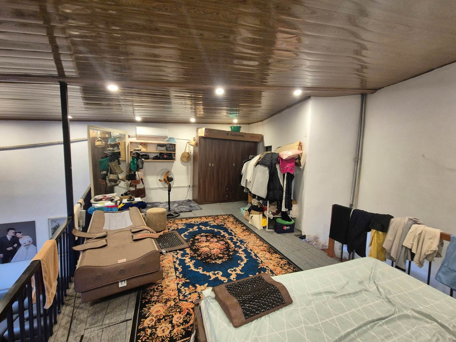 Bán nhà Minh Khai - diện tích 71m2 1 tầng - Mặt phố - giá 18 tỷ