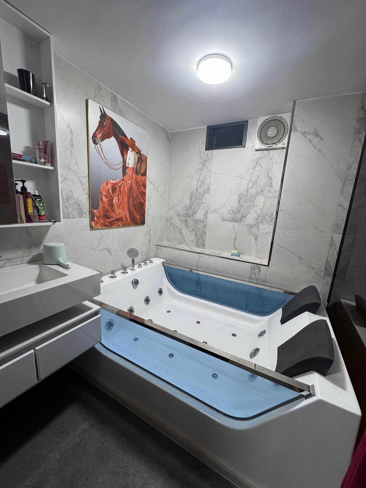 Bán nhà Tương Mai - diện tích 174m2 3 tầng - Chỉ có 1 mặt tiền - giá 65 tỷ