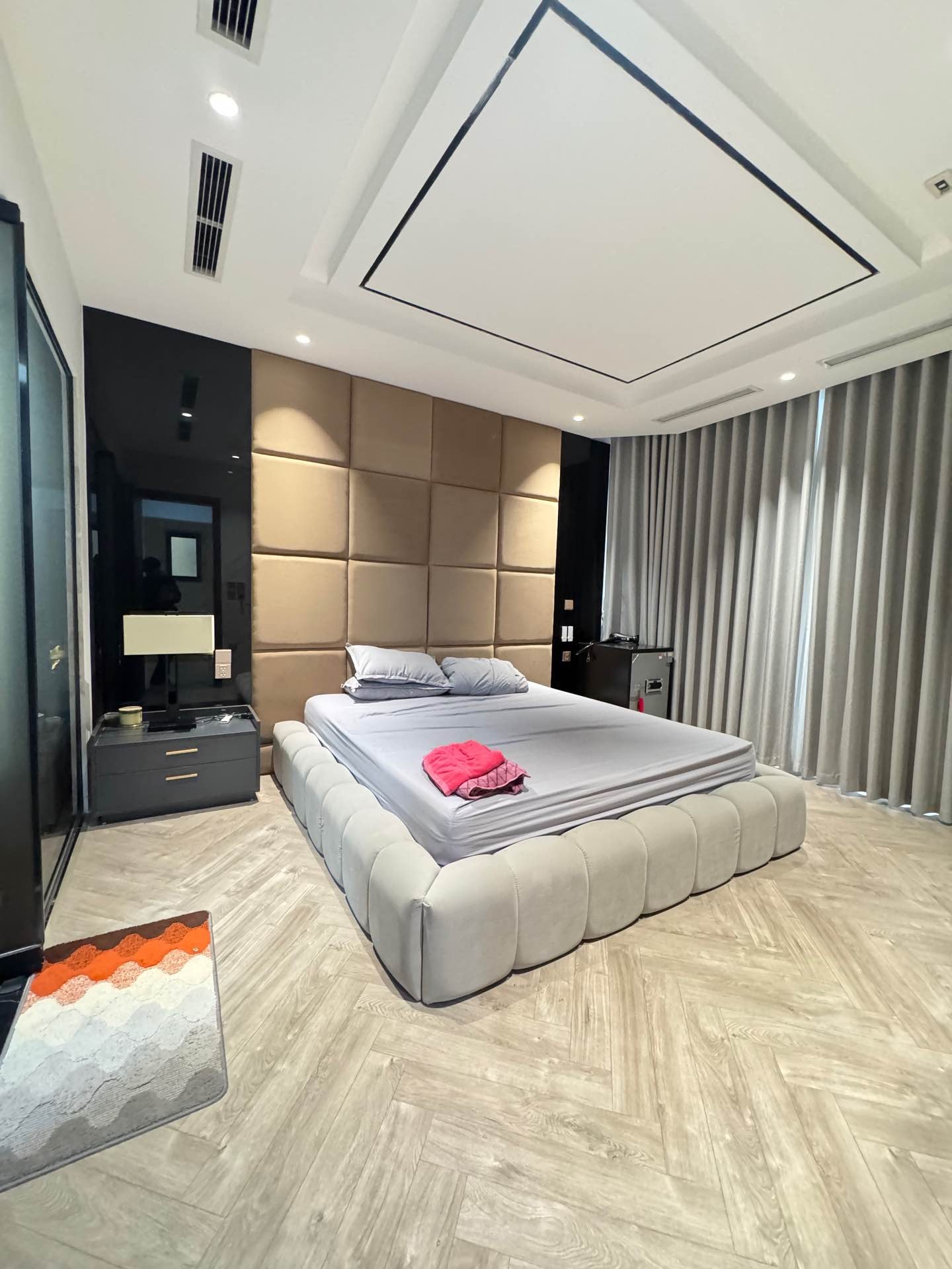 Bán nhà Tương Mai - diện tích 174m2 3 tầng - Chỉ có 1 mặt tiền - giá 65 tỷ