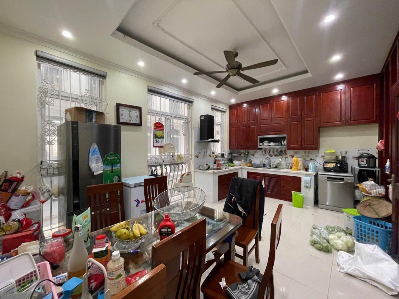 Bán nhà Đại Mỗ - diện tích 96m2 5 tầng - Ô TÔ - giá 35 tỷ