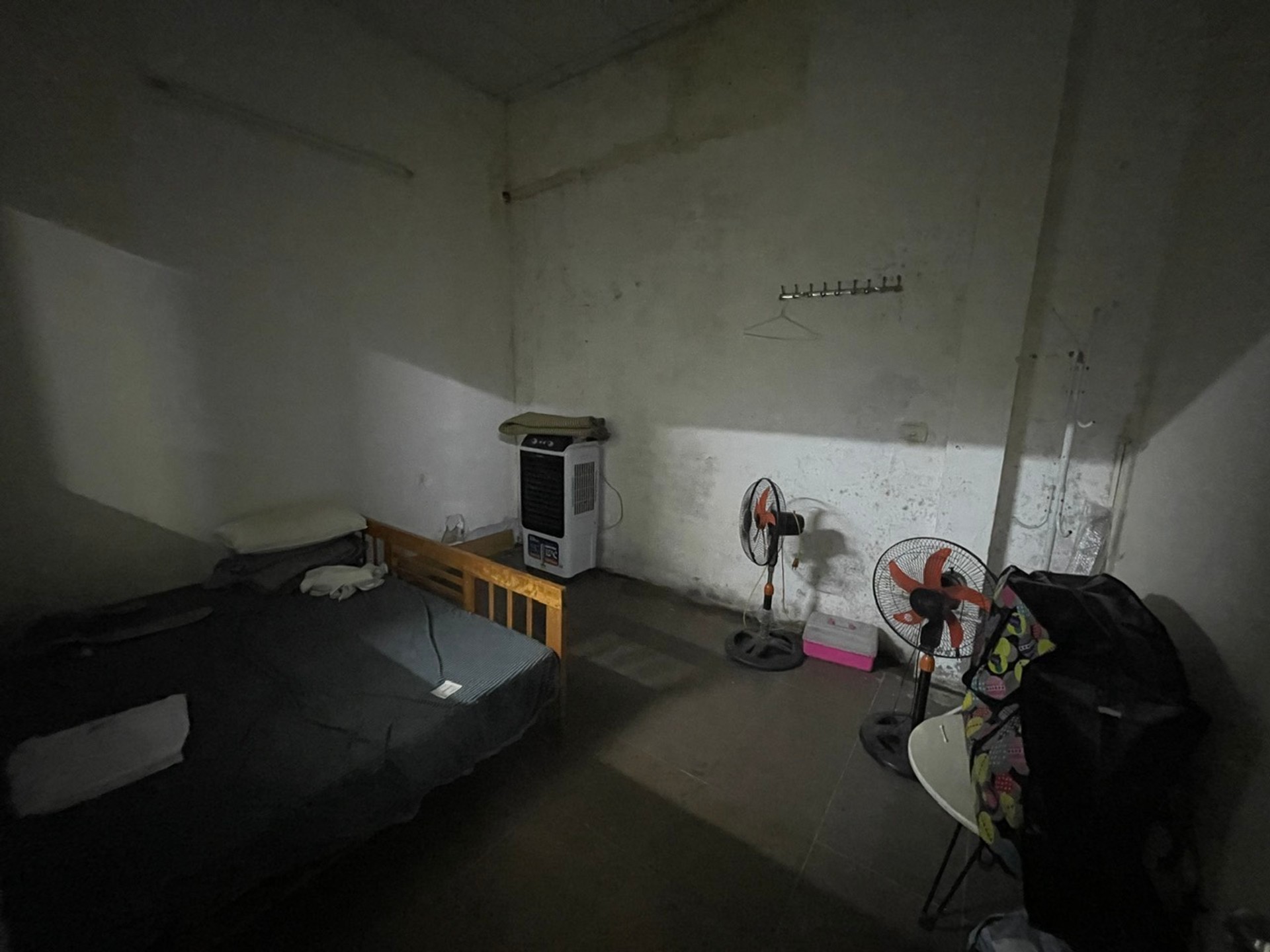 Bán nhà Tân Triều - diện tích 110m2 1 tầng - Lô góc 2 mặt thoáng - giá 31,5 tỷ