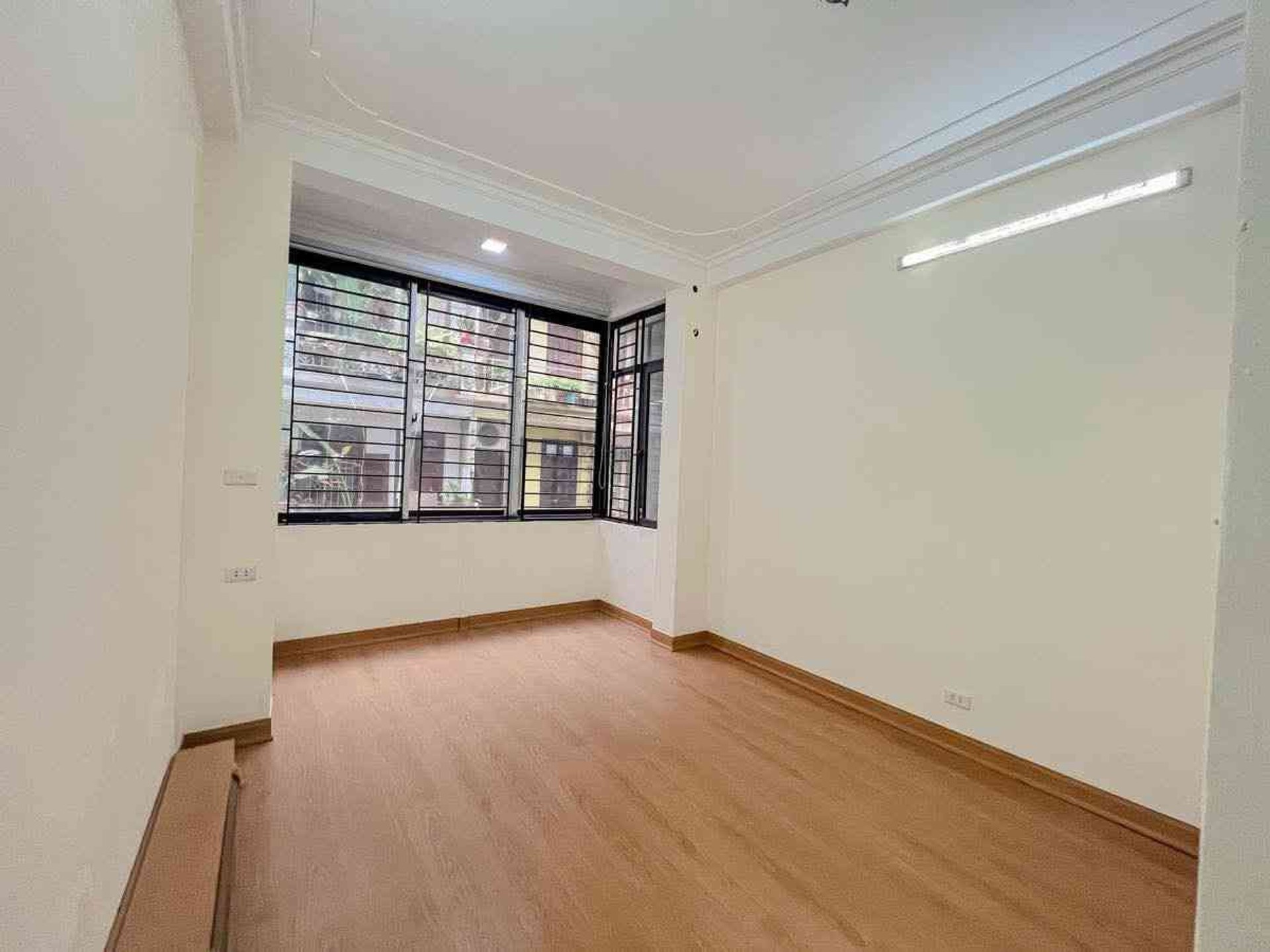 Bán nhà Trần Điền - diện tích 47m2 6 tầng - Ô tô tránh - giá 18,9 tỷ