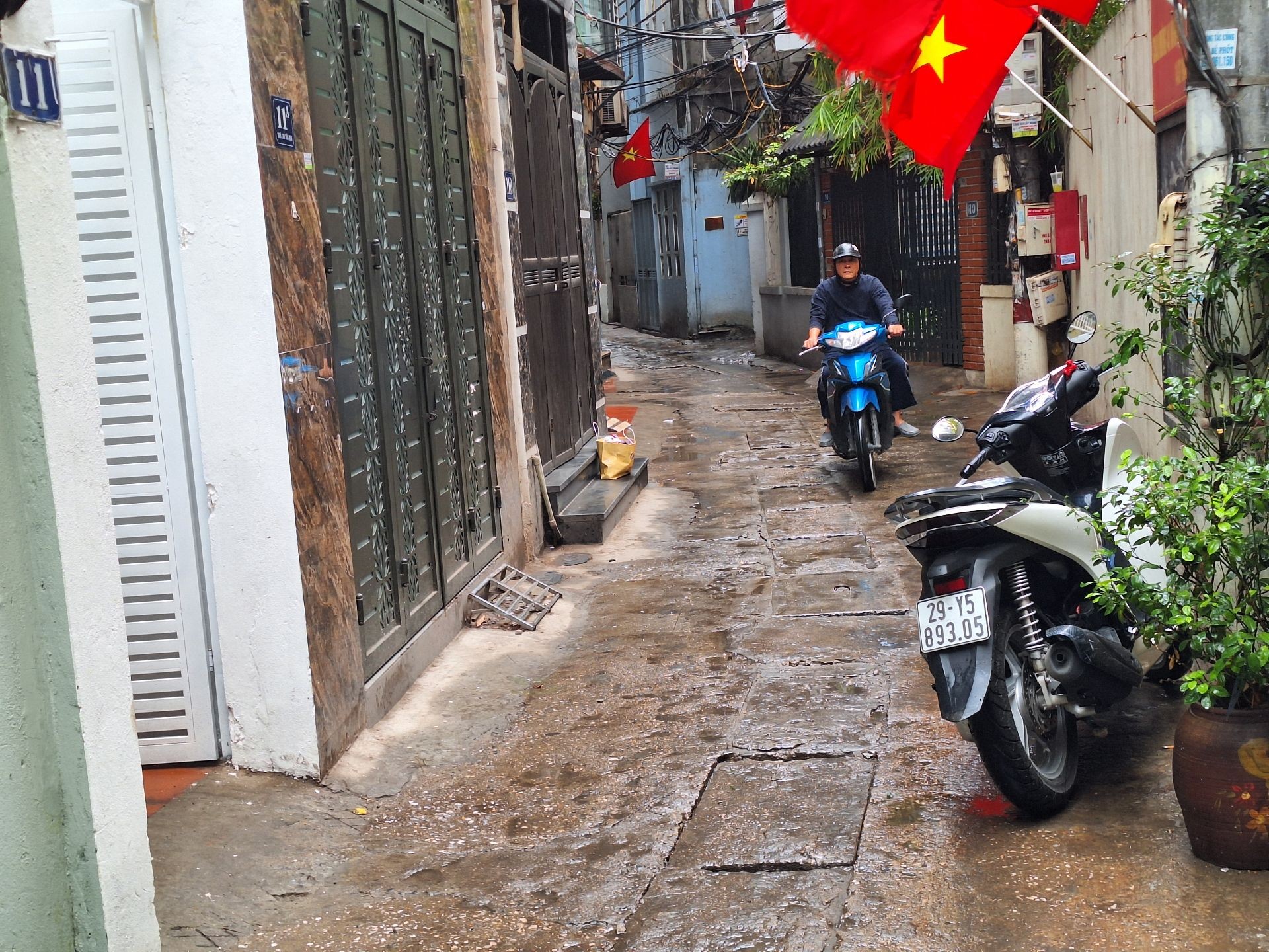 Bán nhà Tân Mai - diện tích 26m2 5 tầng - Nhà đẹp đủ công năng - giá 8,6 tỷ