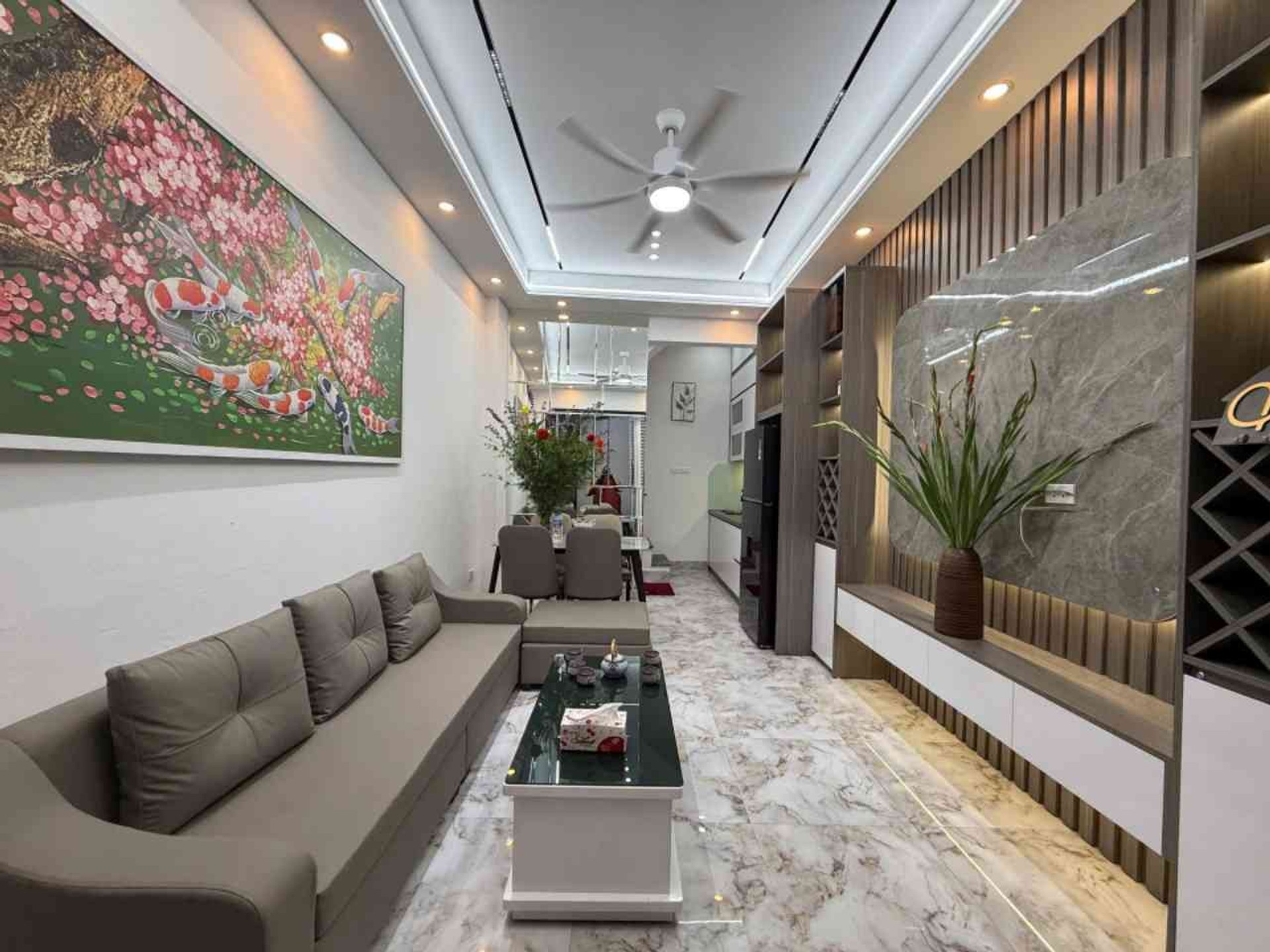 Bán nhà Tân Mai - diện tích 26m2 5 tầng - Nhà đẹp đủ công năng - giá 8,6 tỷ