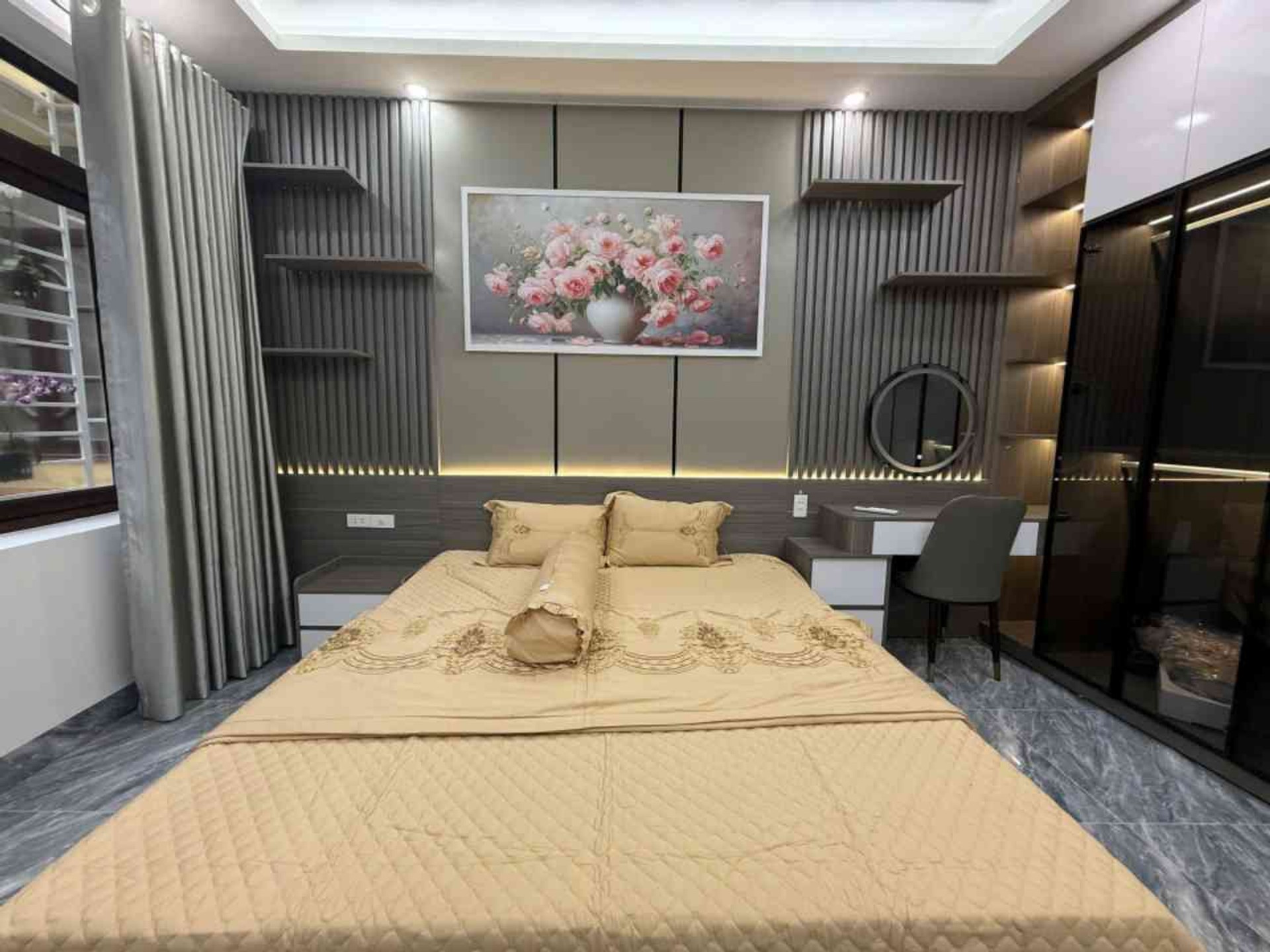Bán nhà Tân Mai - diện tích 26m2 5 tầng - Nhà đẹp đủ công năng - giá 8,6 tỷ
