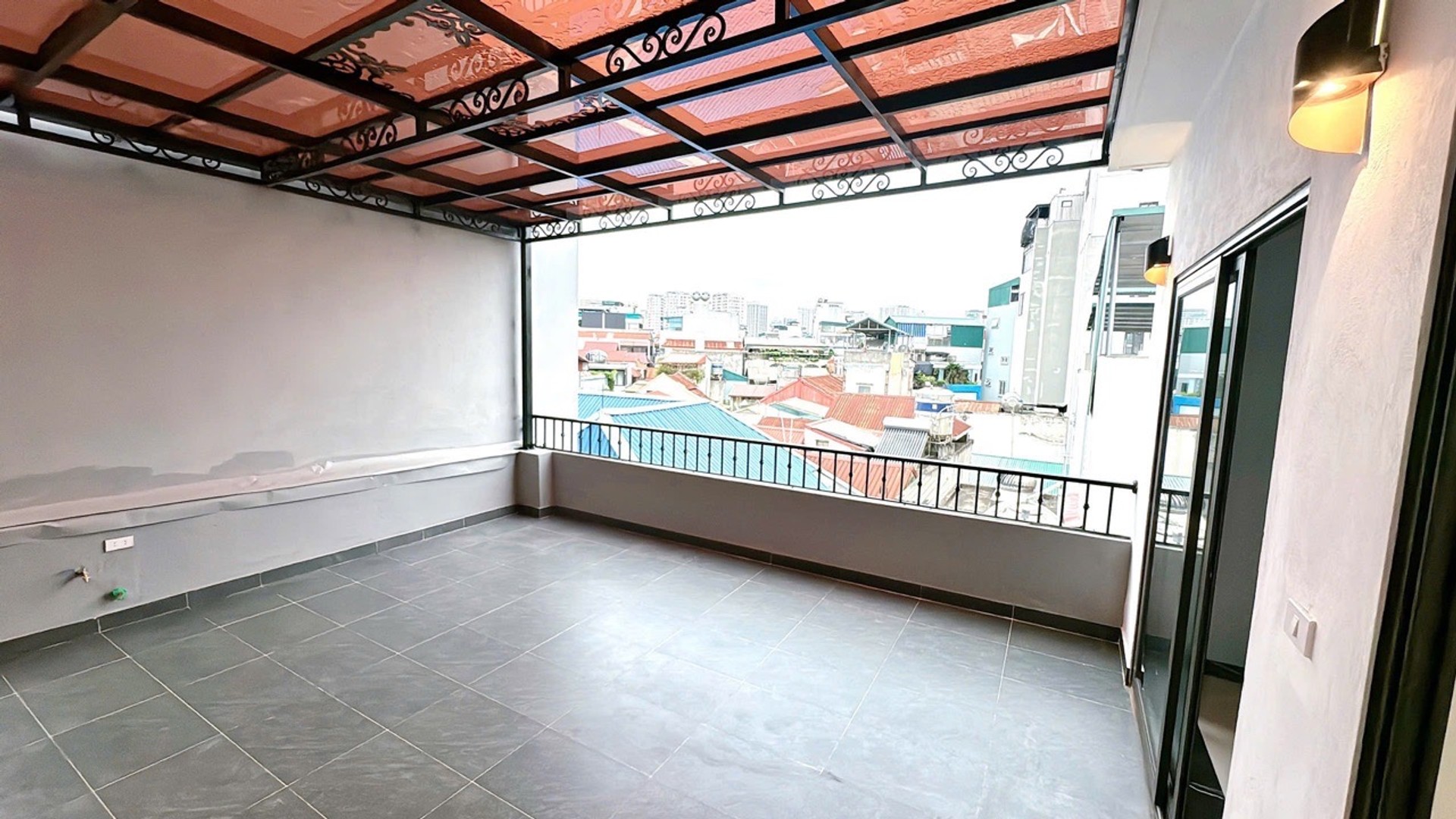 Bán nhà Hoàng Văn Thái - diện tích 50m2 6 tầng - Thang máy - giá 14,5 tỷ