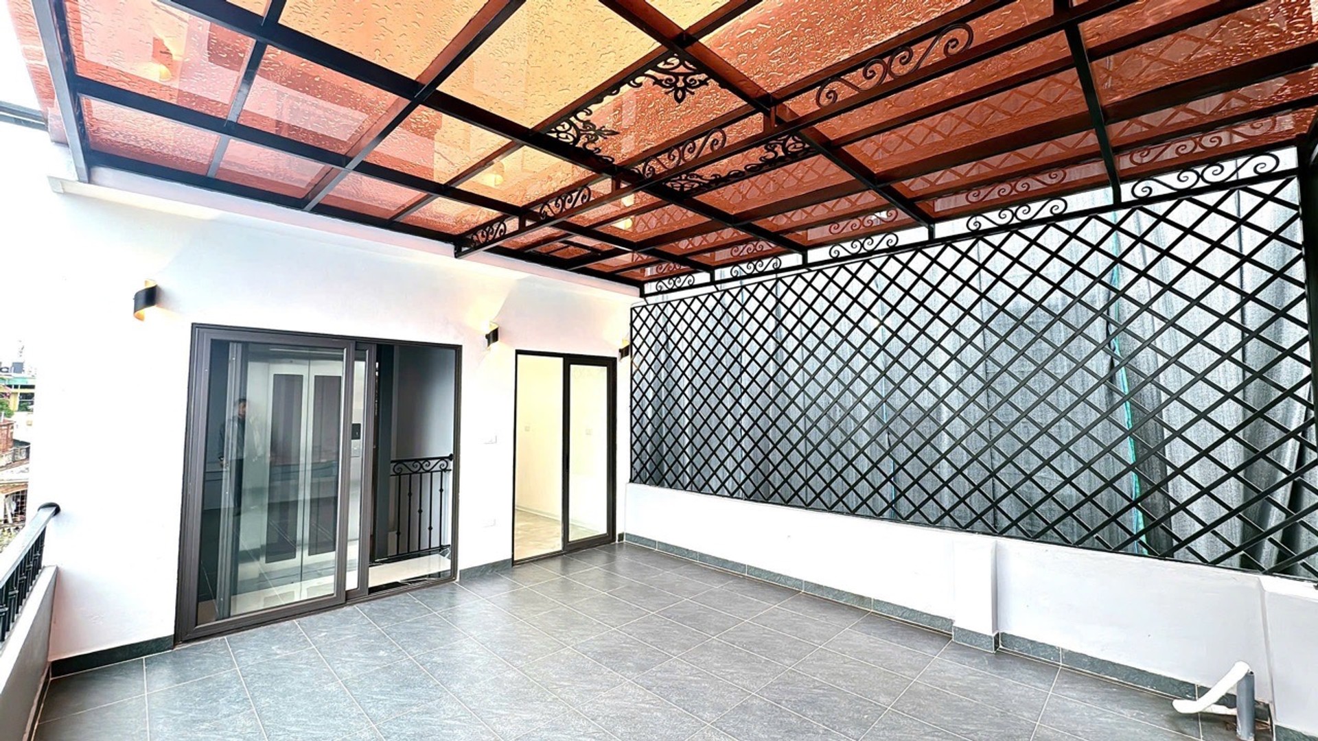 Bán nhà Hoàng Văn Thái - diện tích 50m2 6 tầng - Thang máy - giá 14,5 tỷ