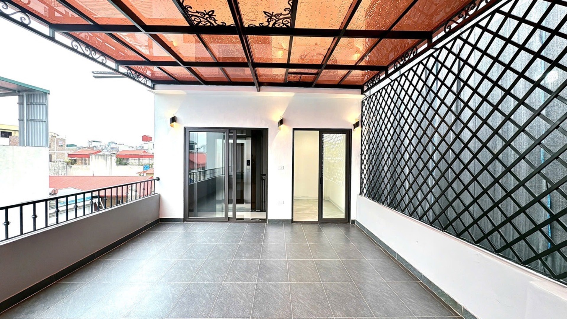 Bán nhà Hoàng Văn Thái - diện tích 50m2 6 tầng - Thang máy - giá 14,5 tỷ