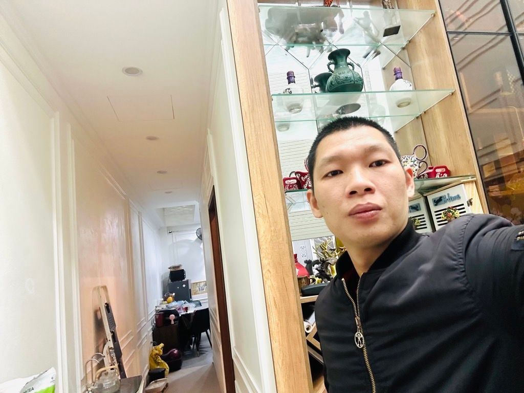 Bán nhà Hoàng Mai - diện tích 70m2 2 tầng - Ô TÔ - giá 23,5 tỷ