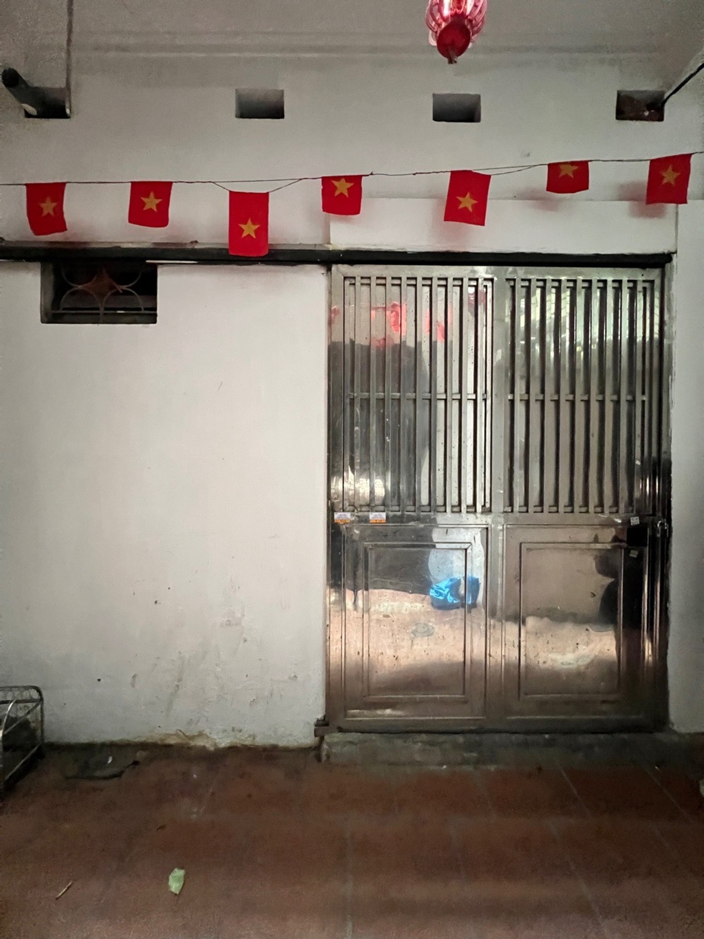 Bán nhà A11 - diện tích 12m2 5 tầng - ô tô đỗ cửa - giá 3,2 tỷ
