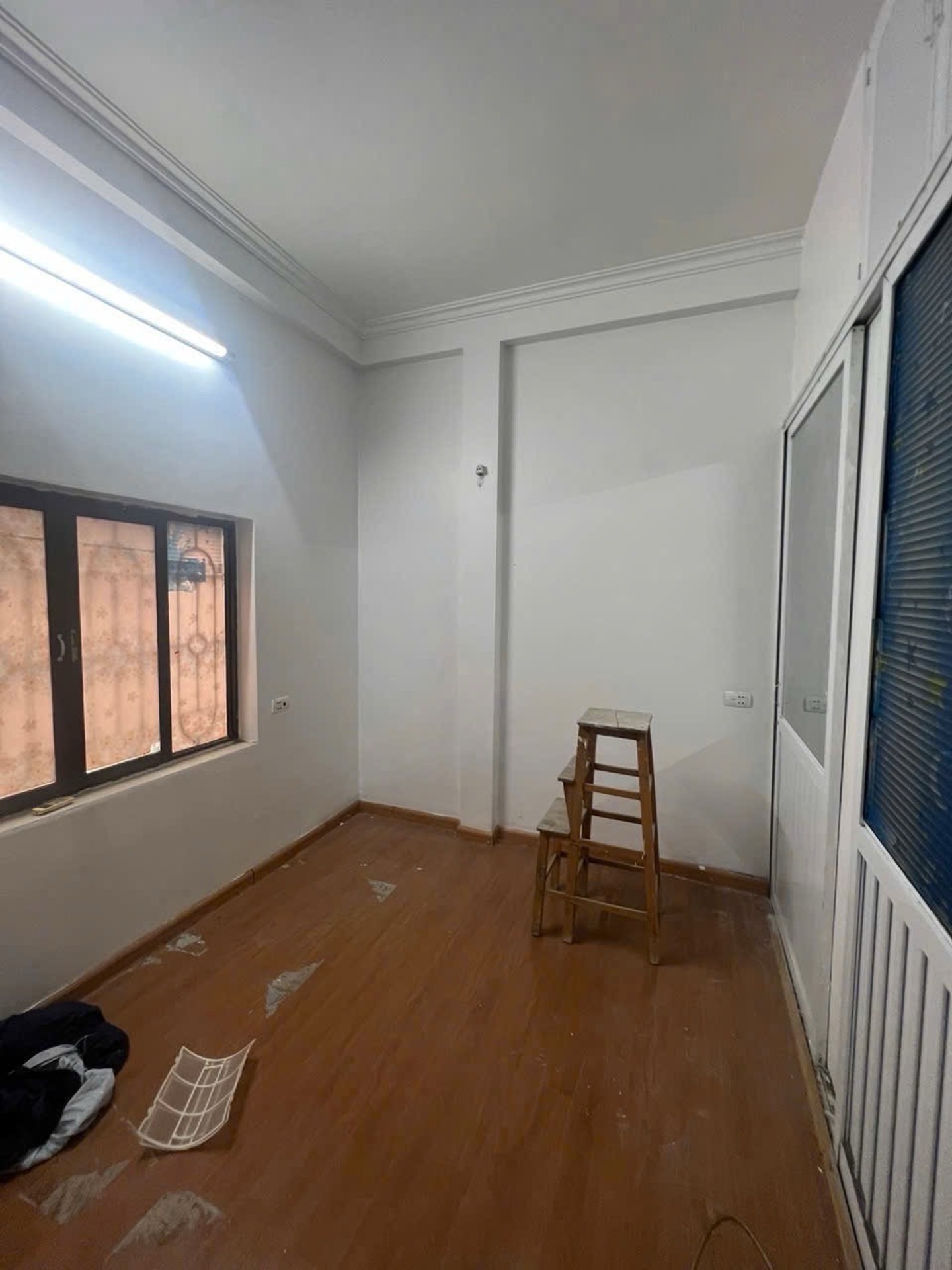 Bán nhà A11 - diện tích 12m2 5 tầng - ô tô đỗ cửa - giá 3,2 tỷ