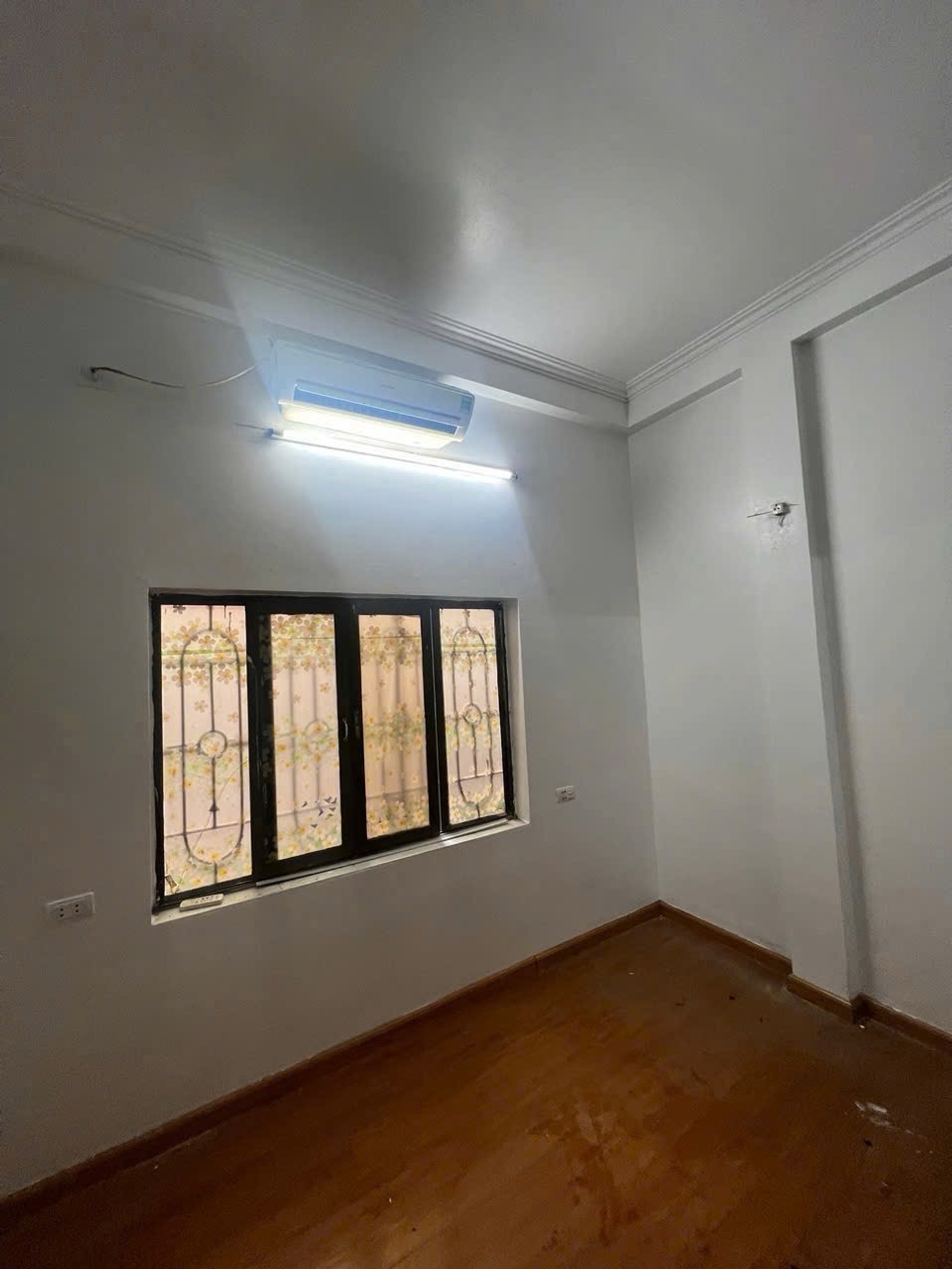 Bán nhà A11 - diện tích 12m2 5 tầng - ô tô đỗ cửa - giá 3,2 tỷ