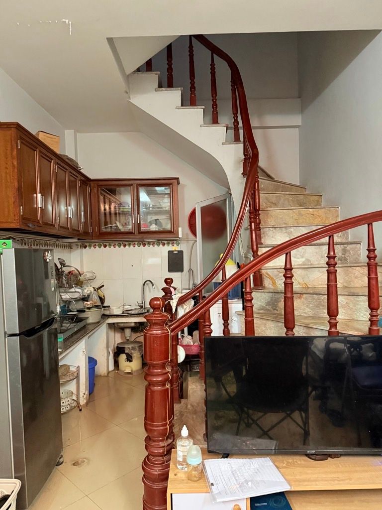Bán nhà Dương Văn Bé - diện tích 34m2 5 tầng - Lô góc - giá 8,4 tỷ