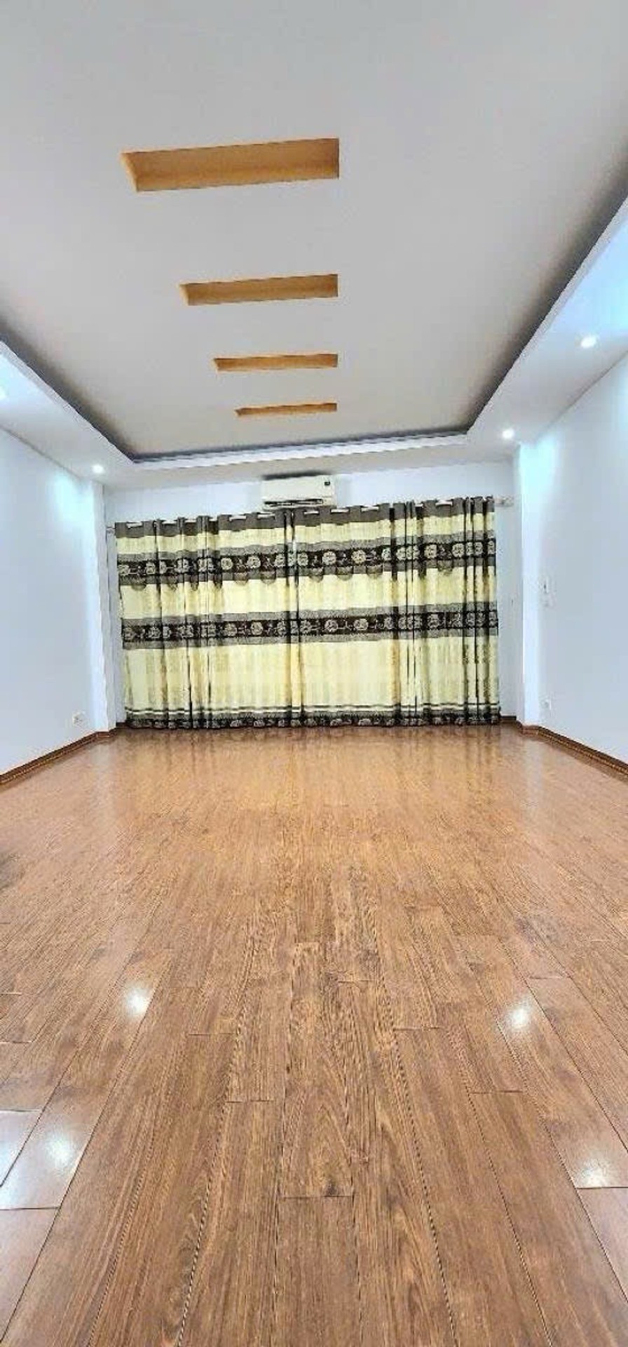 Bán nhà Nguyễn Phúc Lai - diện tích 36m2 5 tầng - Nhà đẹp hiếm có - giá 12,9 tỷ