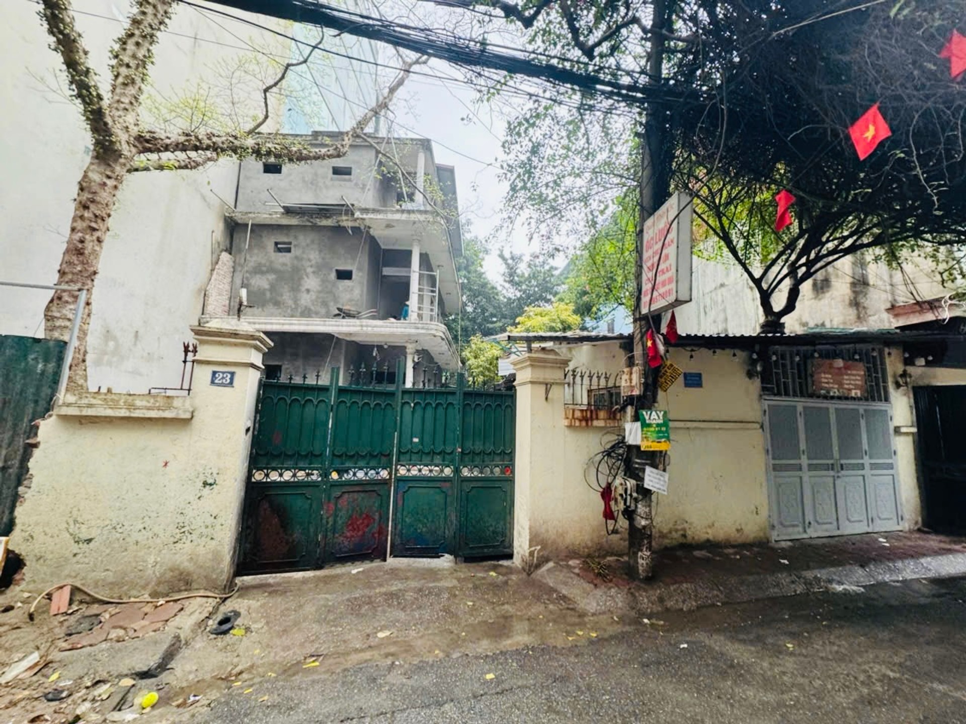 Bán nhà Ngõ Núi Trúc - diện tích 348m2 0 tầng - Đang cập nhật - giá 93 tỷ