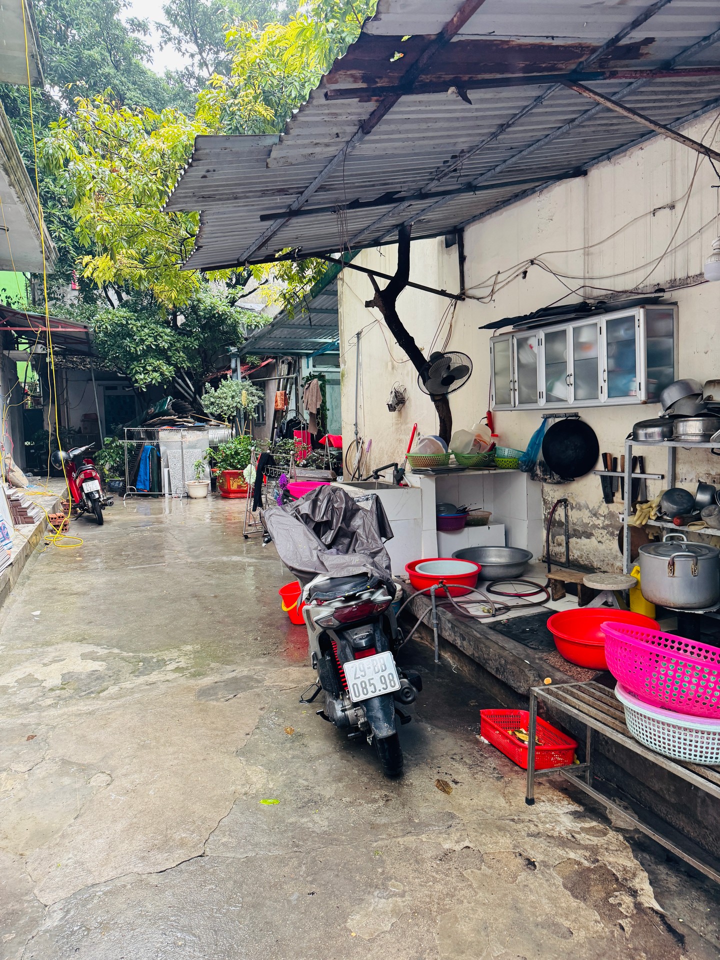 Bán nhà Ngõ Núi Trúc - diện tích 348m2 0 tầng - Đang cập nhật - giá 93 tỷ