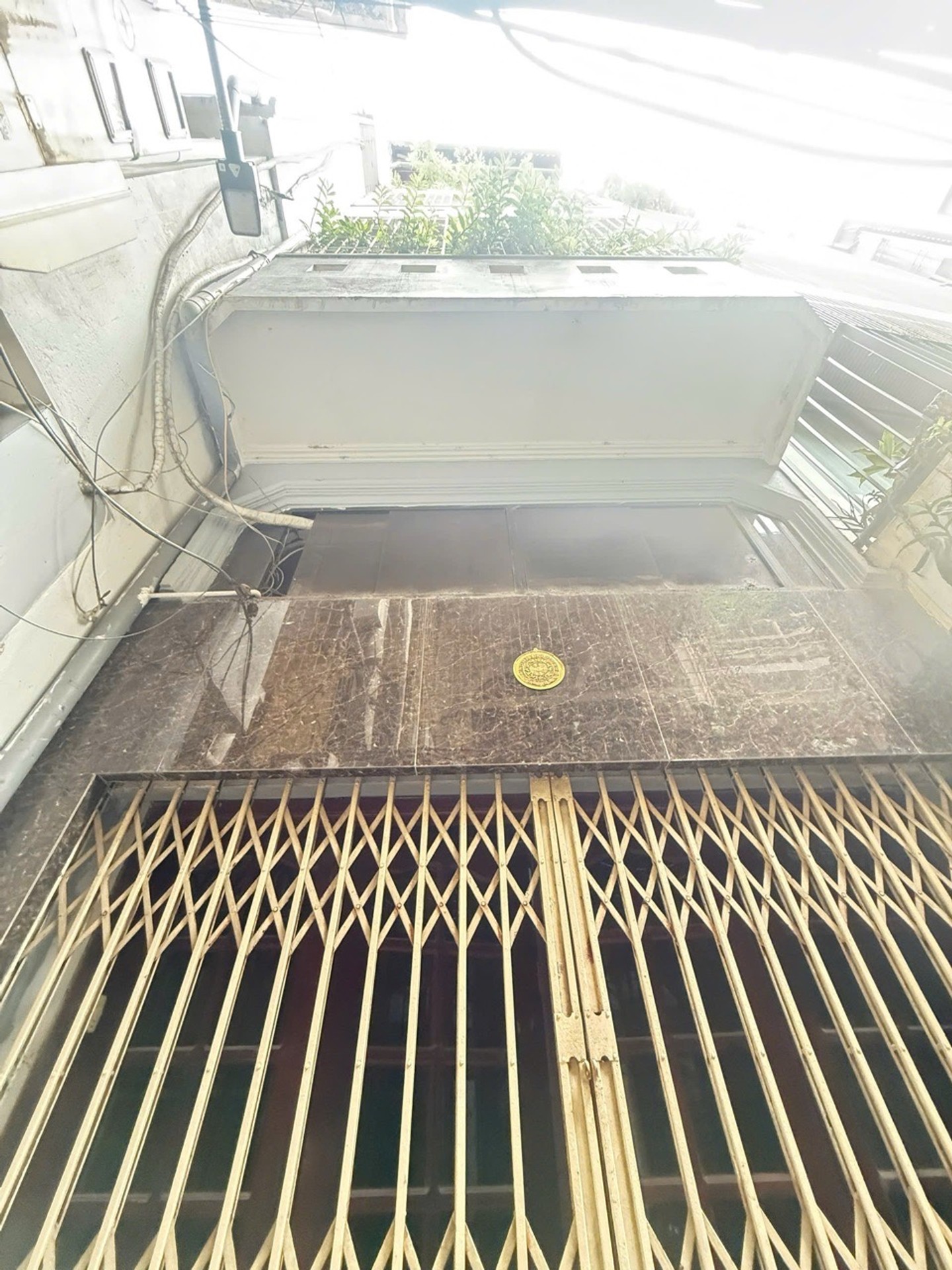 Bán nhà Hào Nam - diện tích 34m2 5 tầng - Mặt ngõ thông các ngả - giá 9,6 tỷ